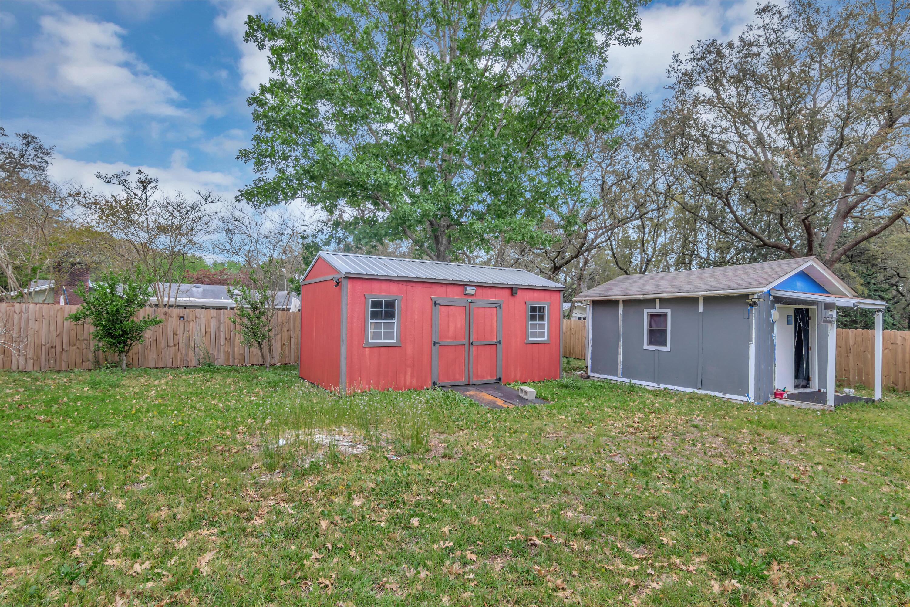NICEVILLE (222200.00) - Residential