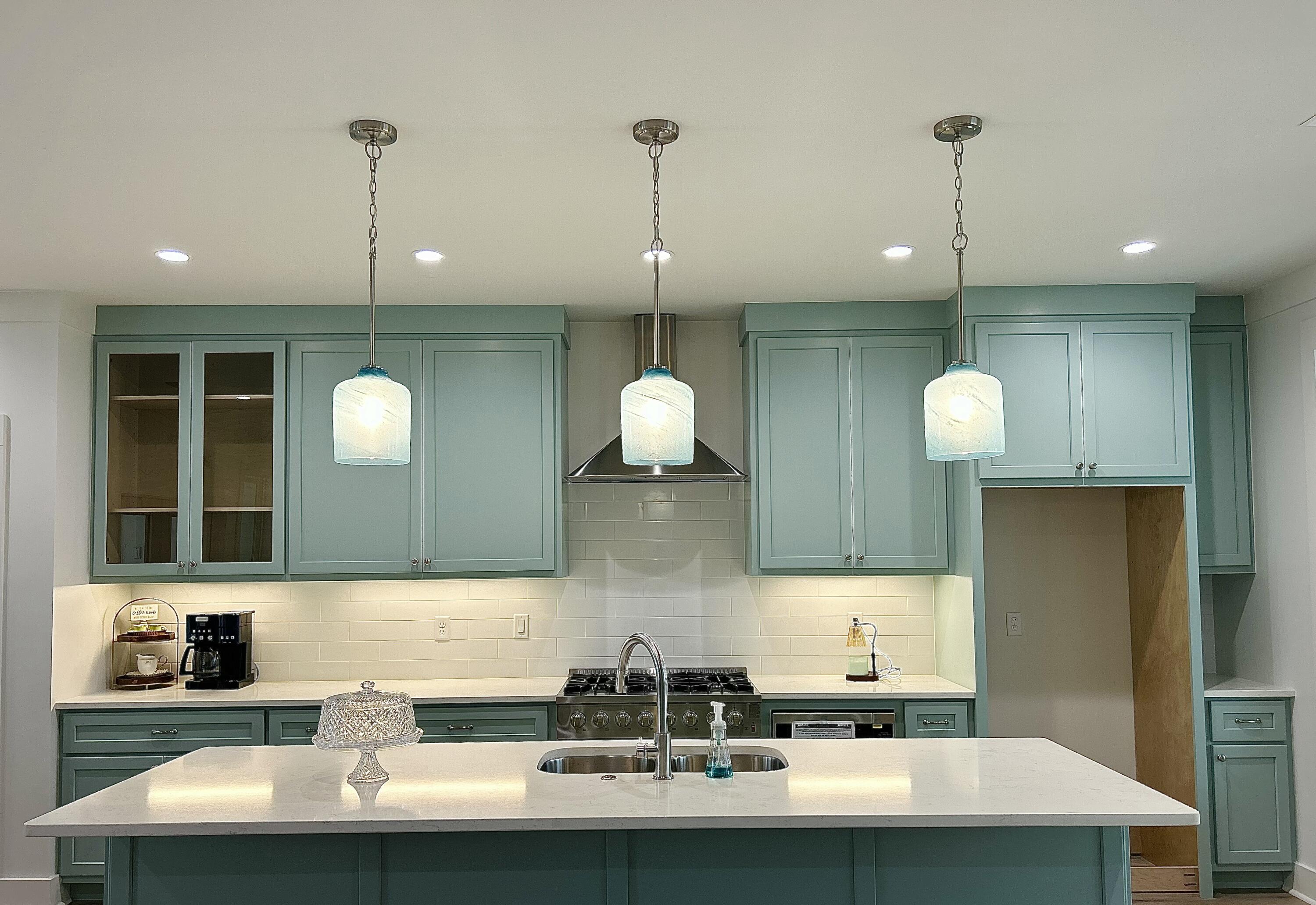 LAGUNA BEACH - Residential