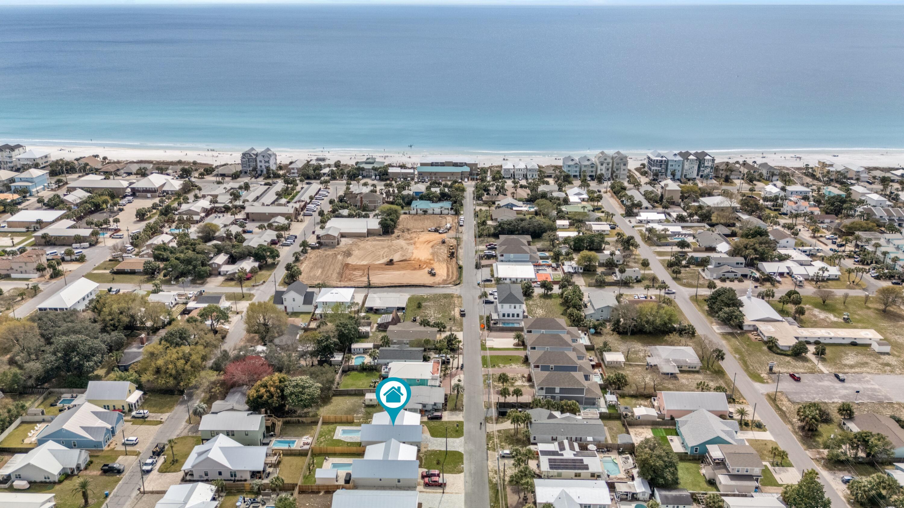 LAGUNA BEACH - Residential