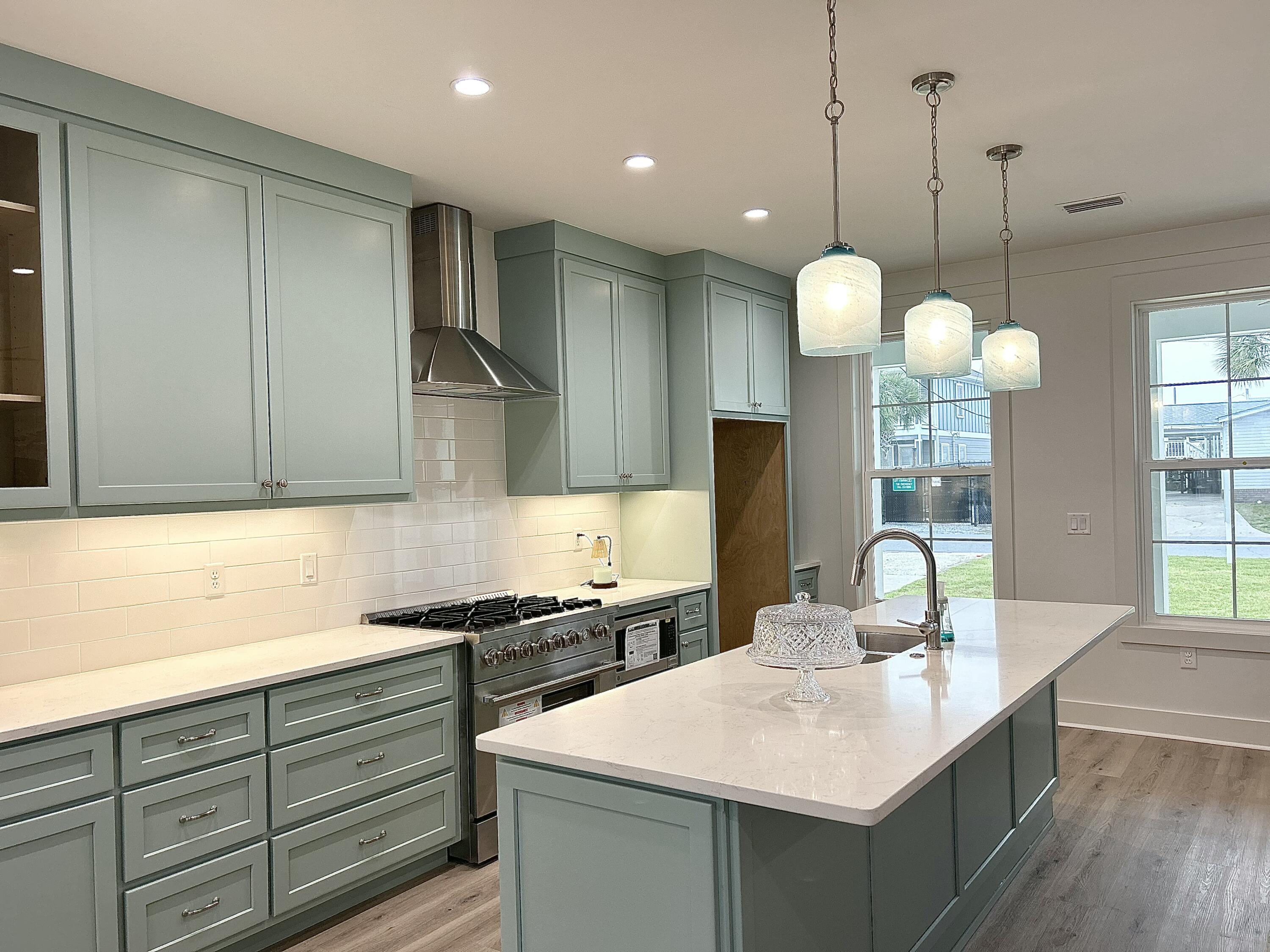 LAGUNA BEACH - Residential