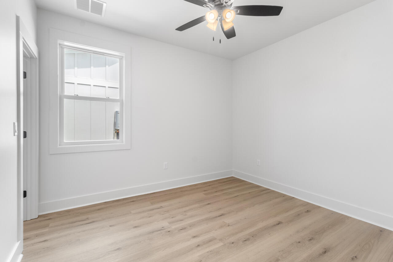 LAGUNA BEACH - Residential