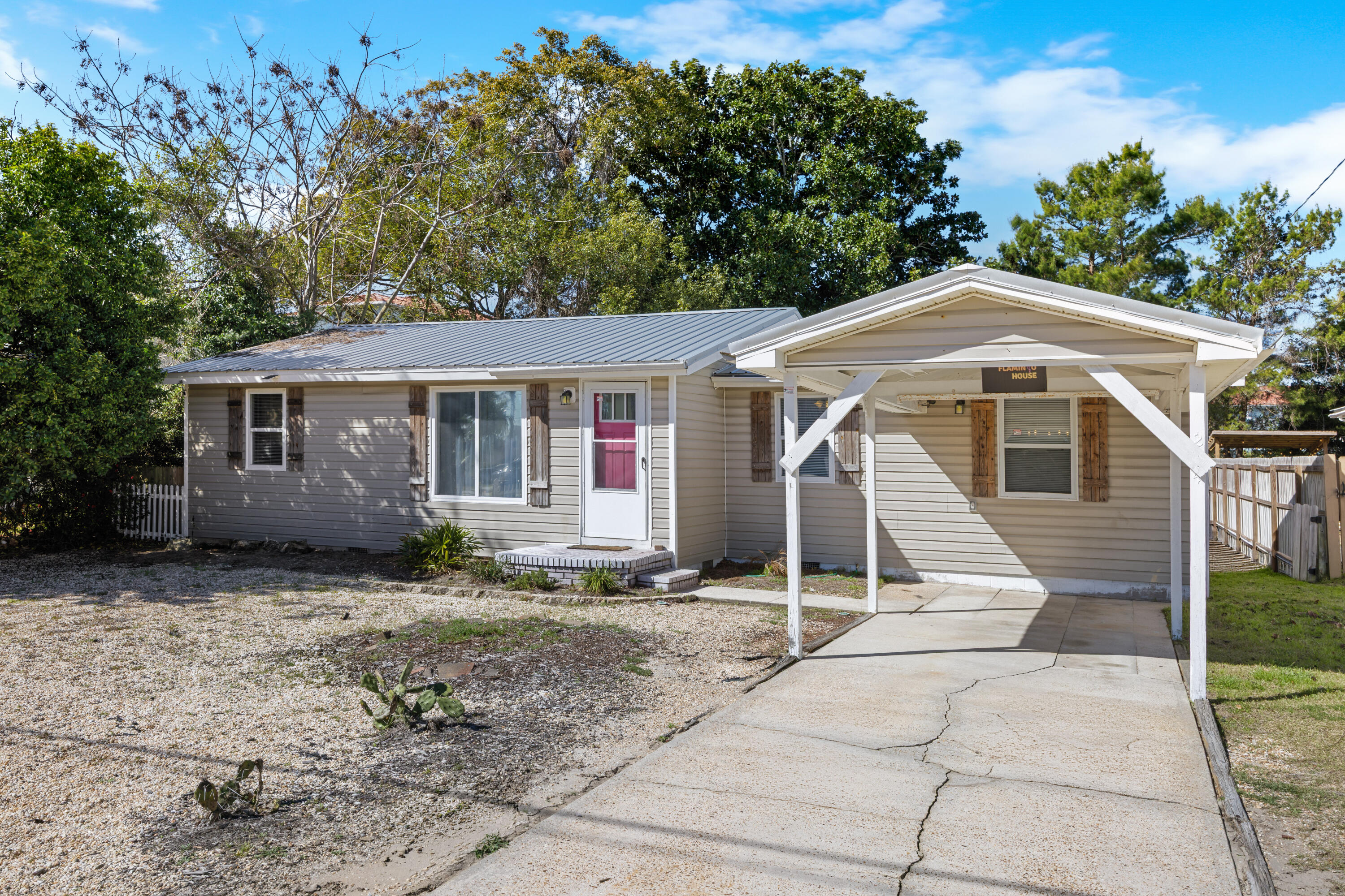 EL CENTRO BEACH - Residential