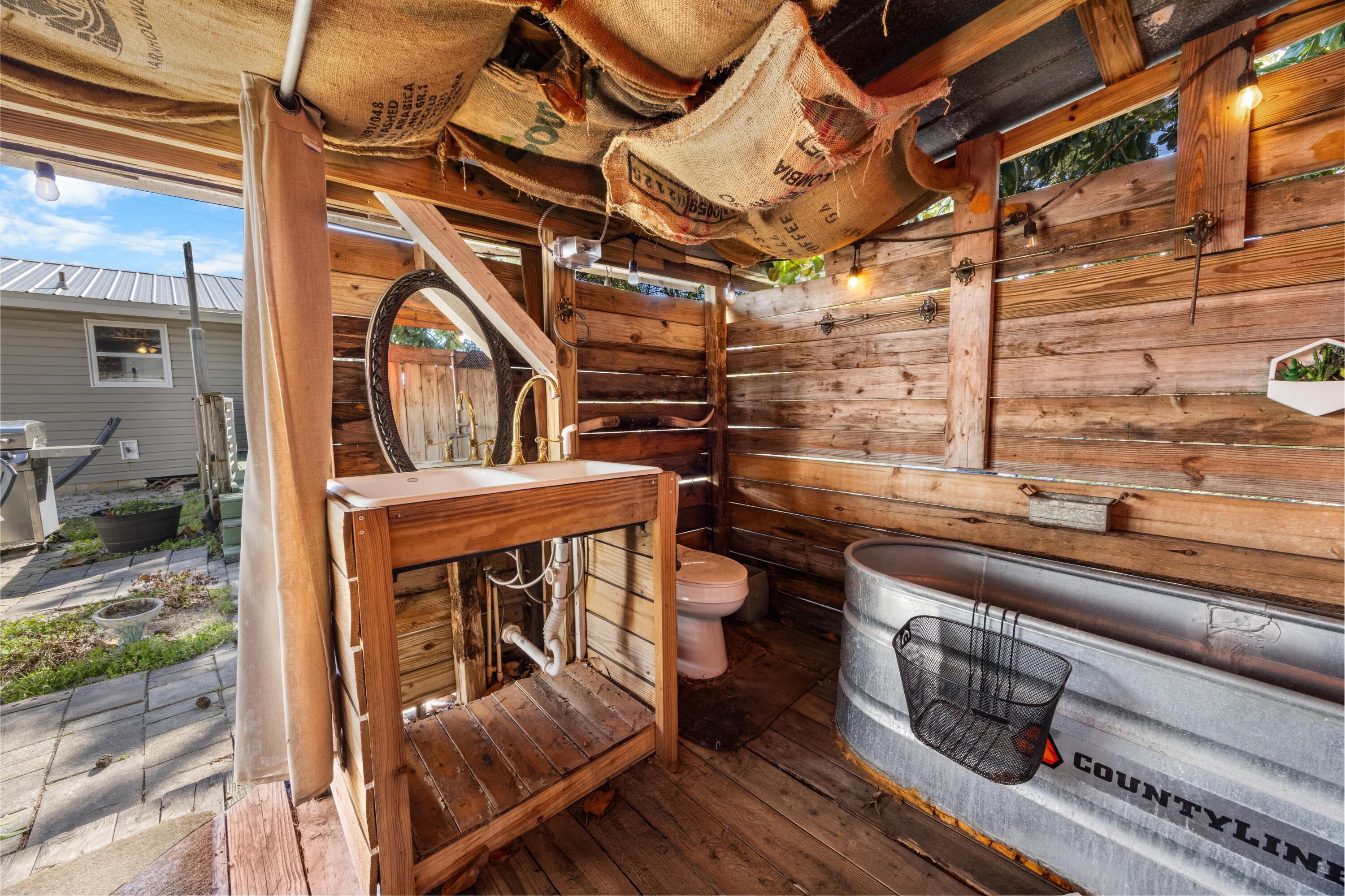 EL CENTRO BEACH - Residential