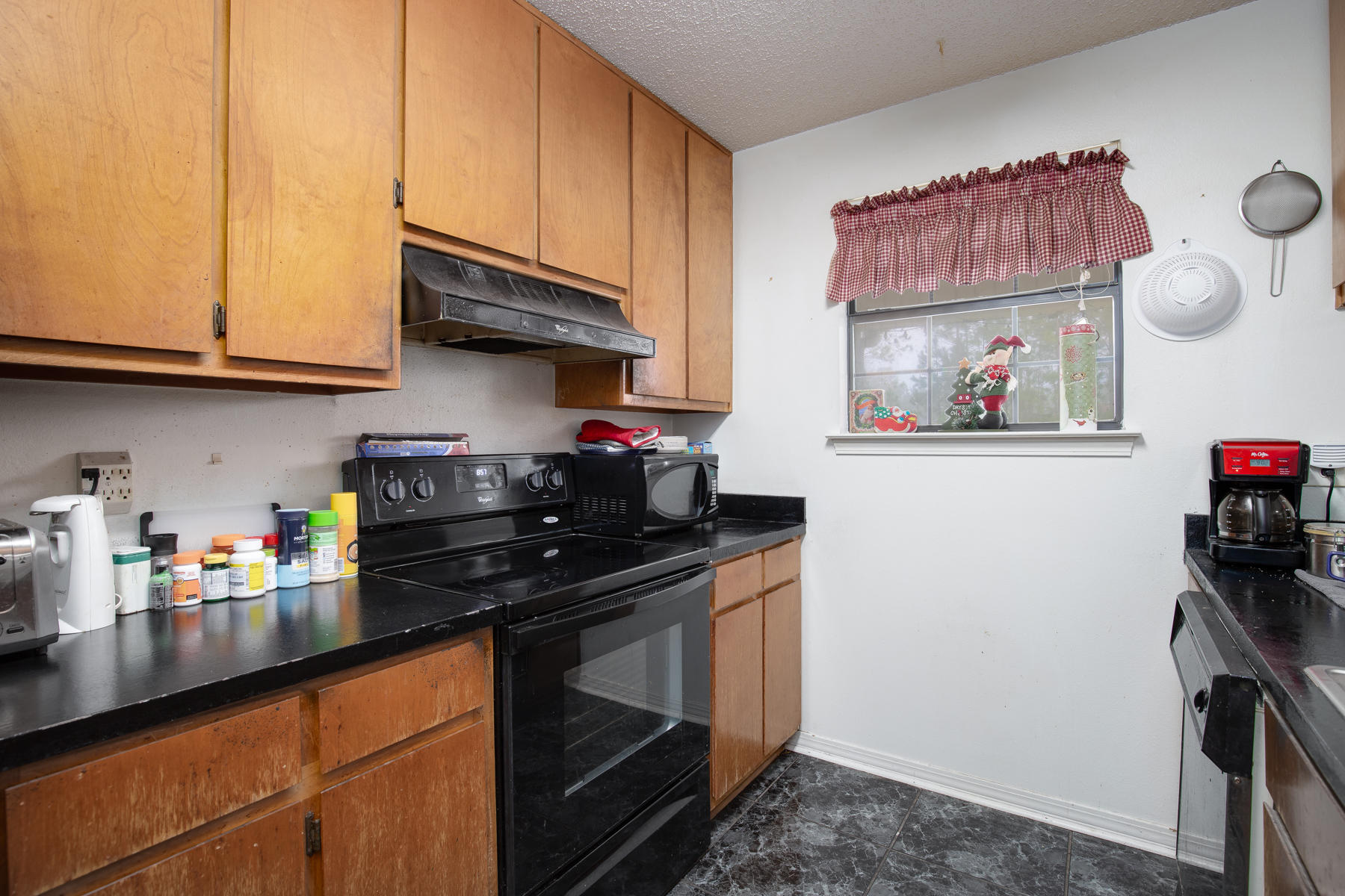 HOLLEY BY THE SEA - Residential