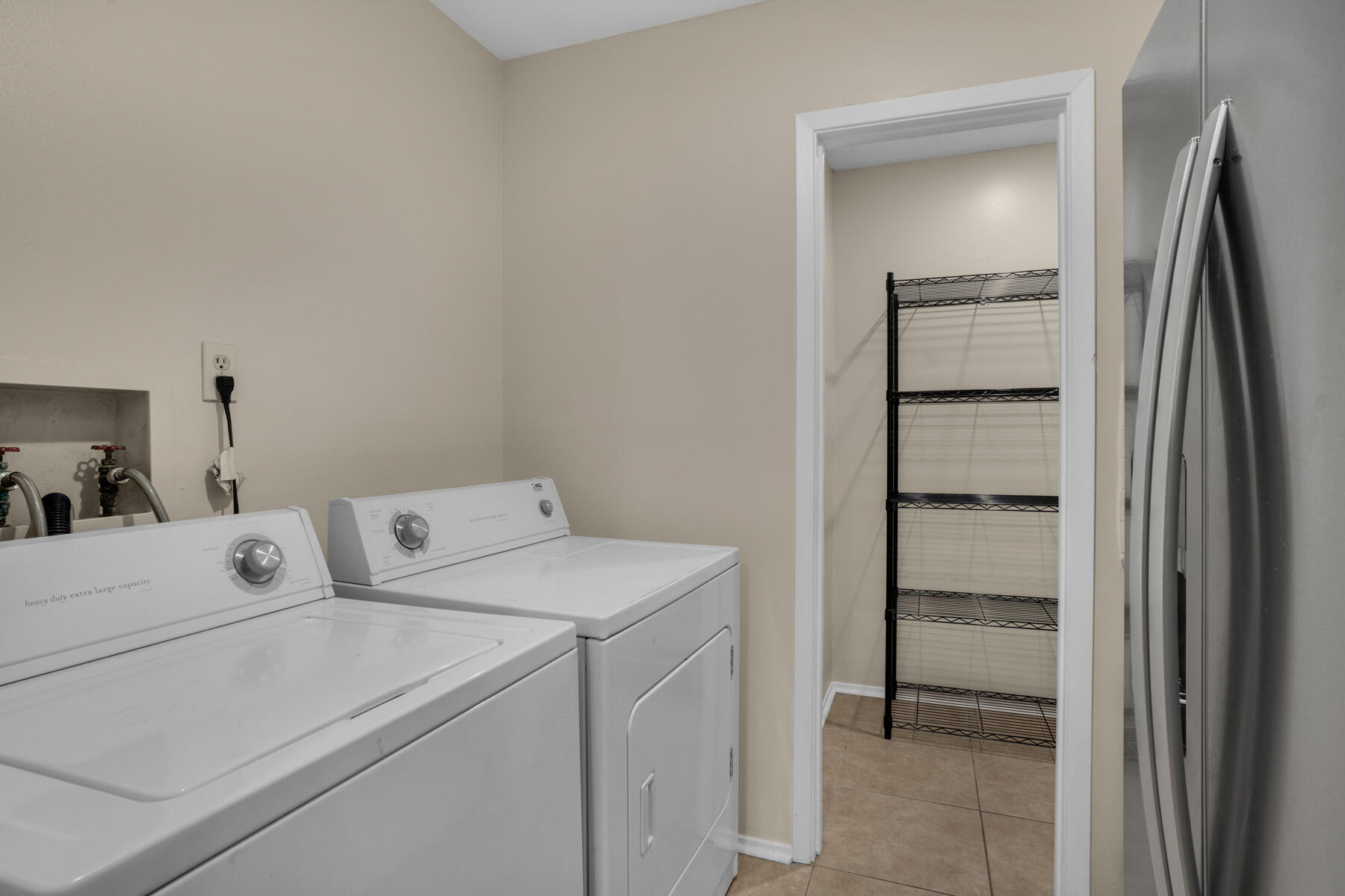 montage manor - Residential Lease