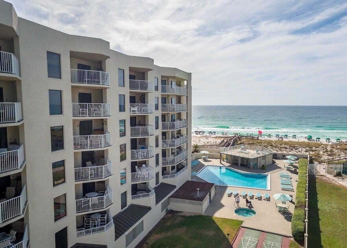 INLET REEF CLUB CONDO - Residential