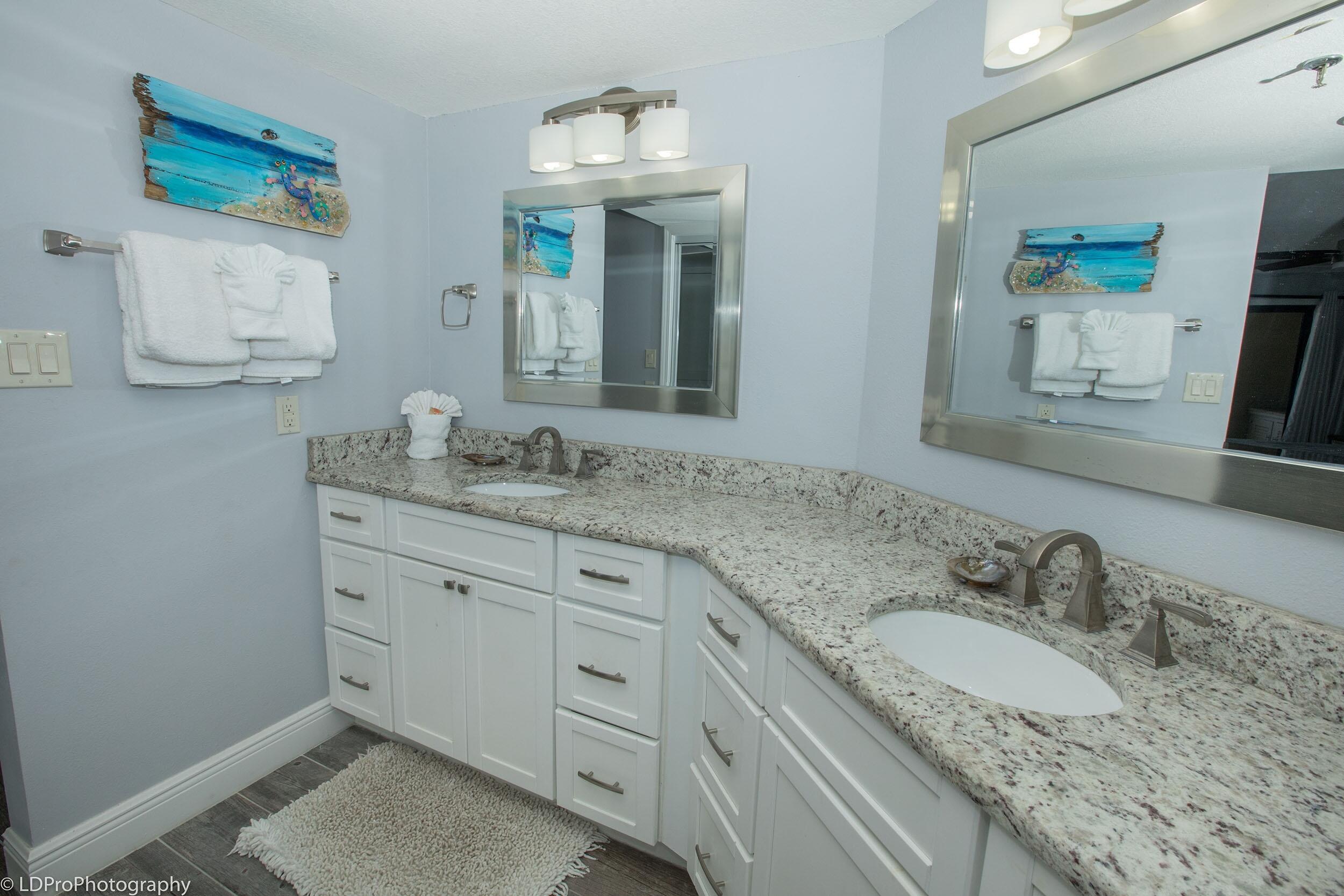 INLET REEF CLUB CONDO - Residential