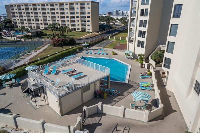 INLET REEF CLUB CONDO - Residential