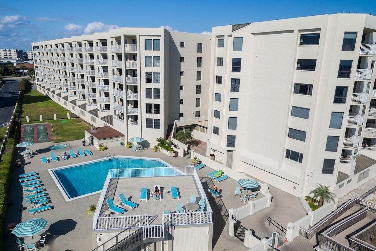 INLET REEF CLUB CONDO - Residential