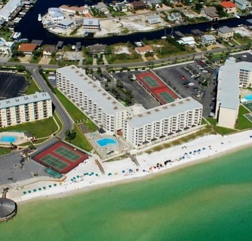 INLET REEF CLUB CONDO - Residential