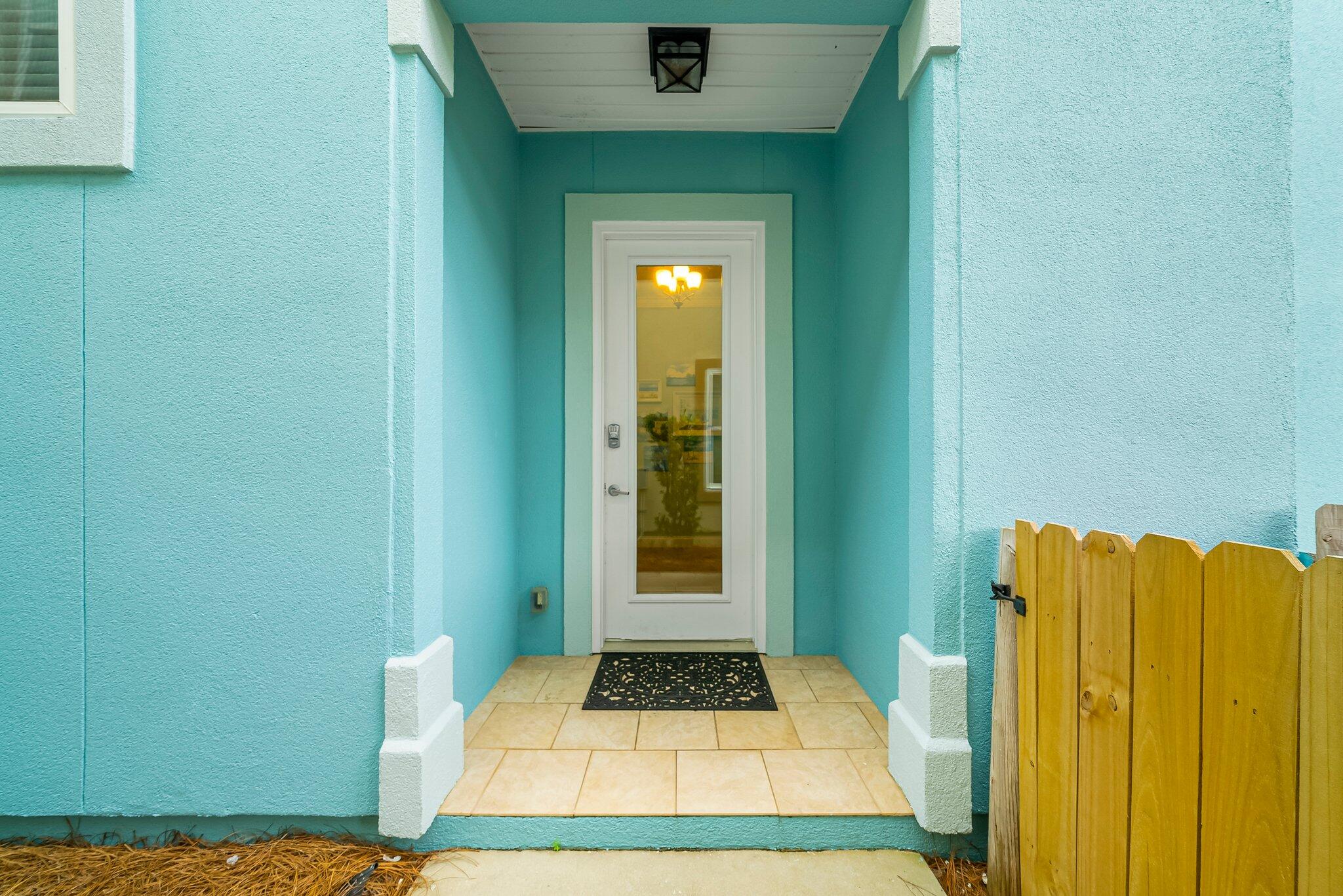 415 La Valencia Circle