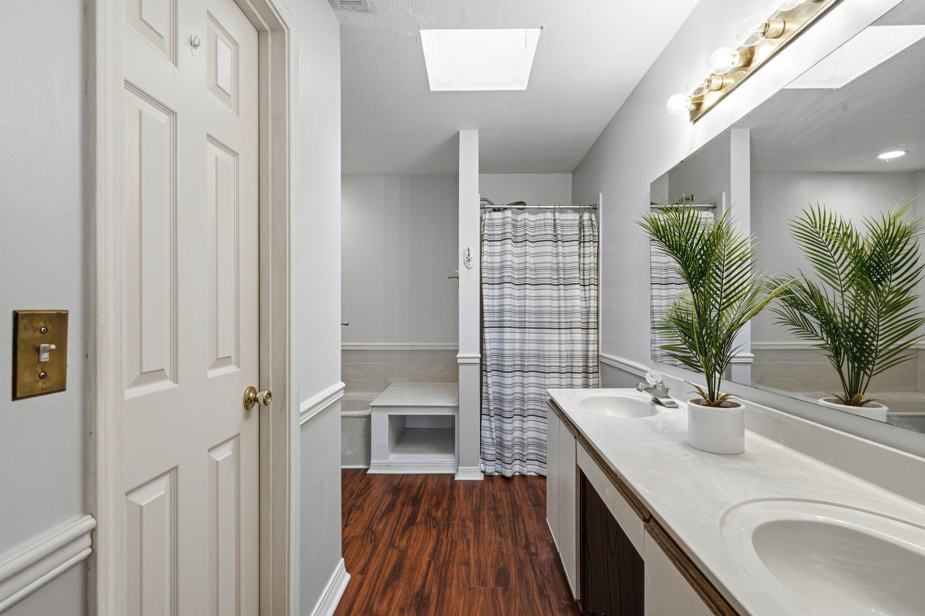 SANTANDER - Residential