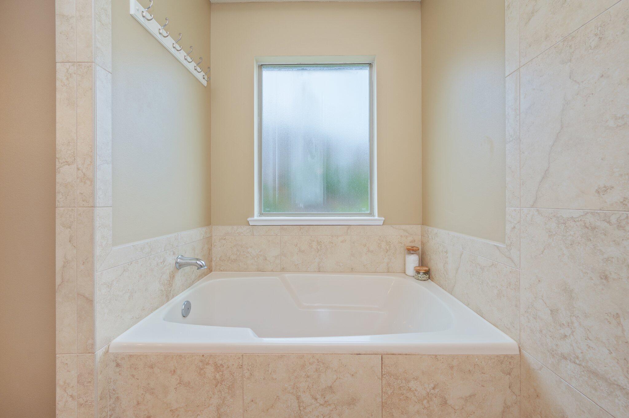 KAITLYNS PRESERVE - Residential