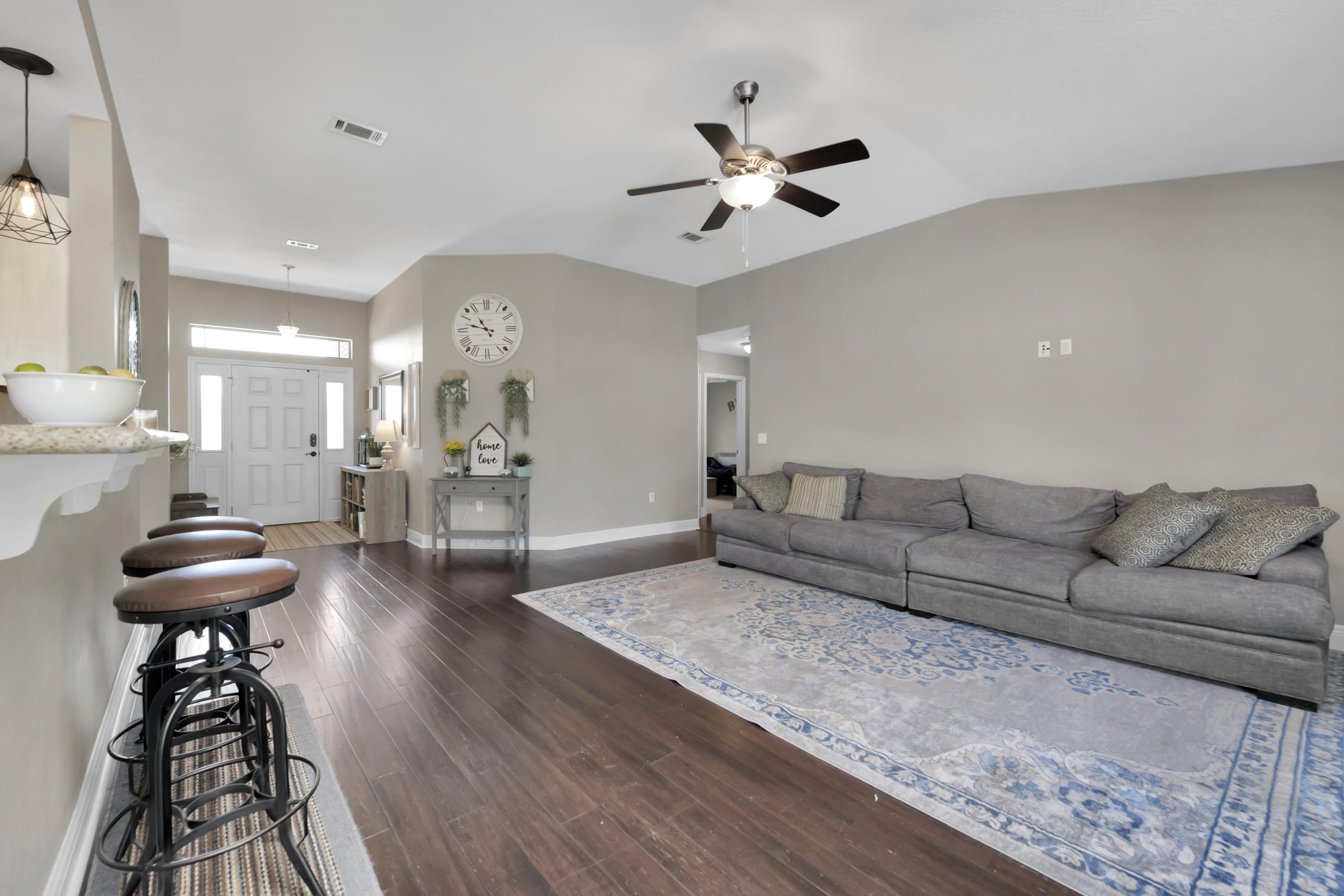 SILVER SPRINGS EST - Residential