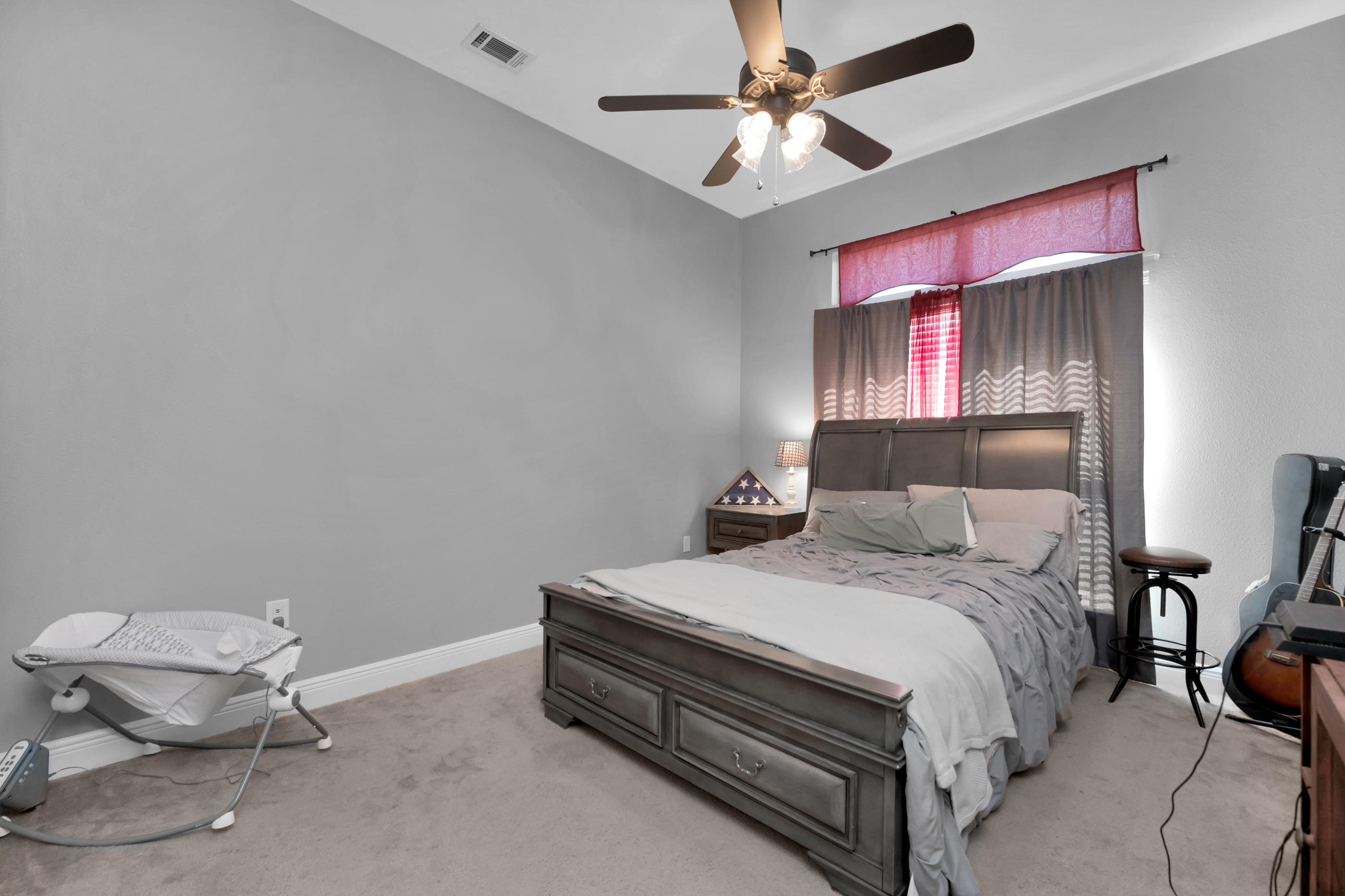 SILVER SPRINGS EST - Residential