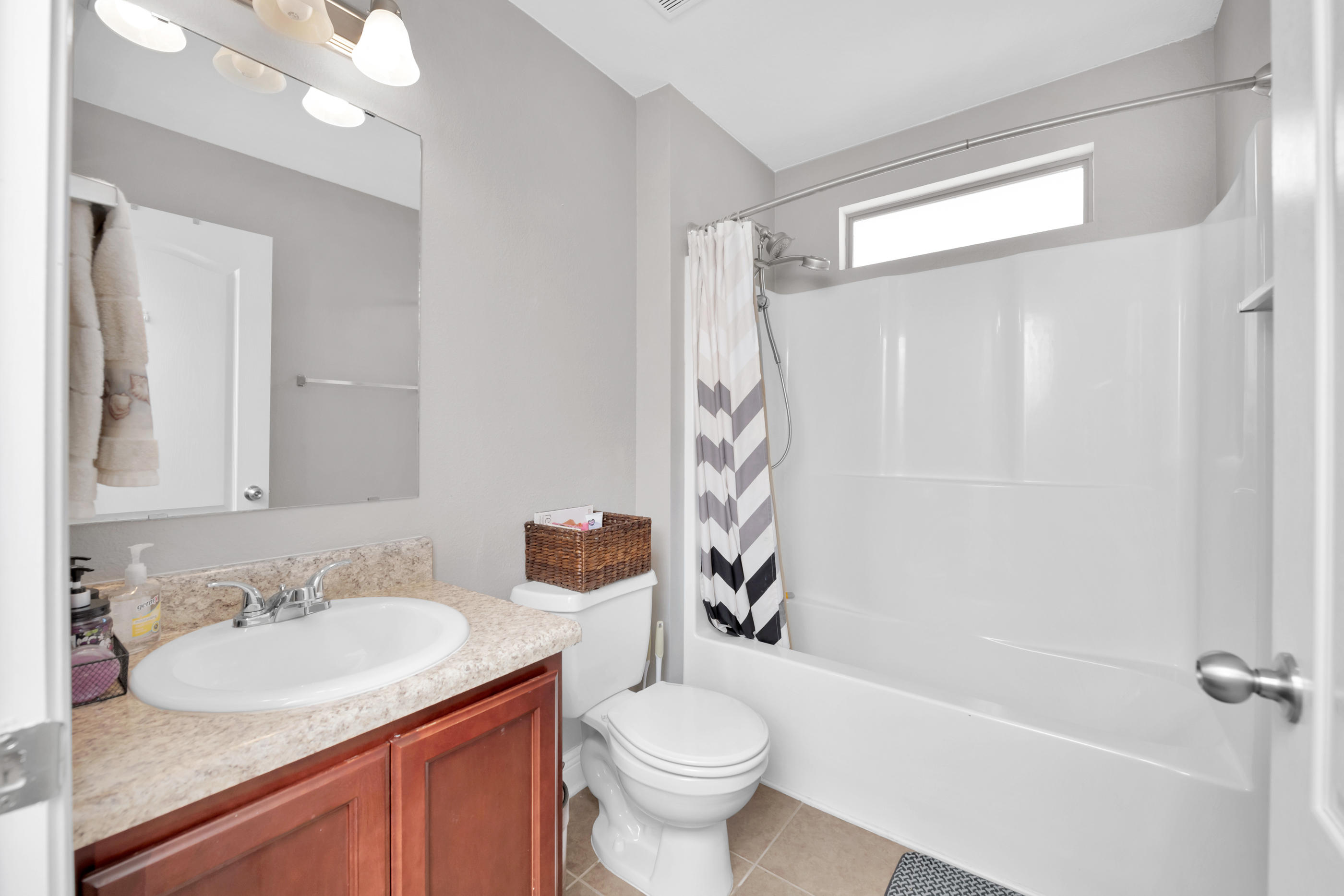 SILVER SPRINGS EST - Residential