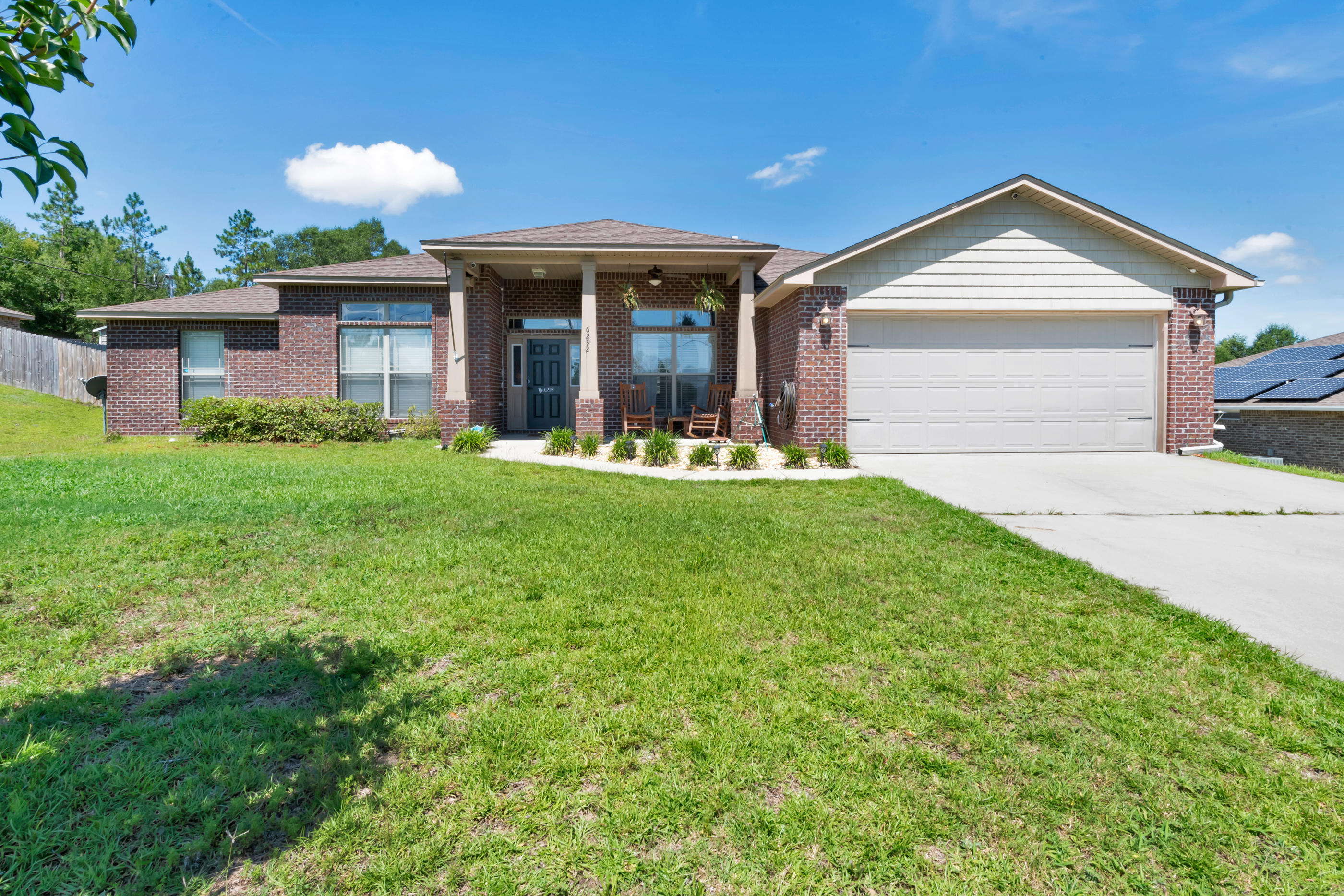 SILVER SPRINGS EST - Residential