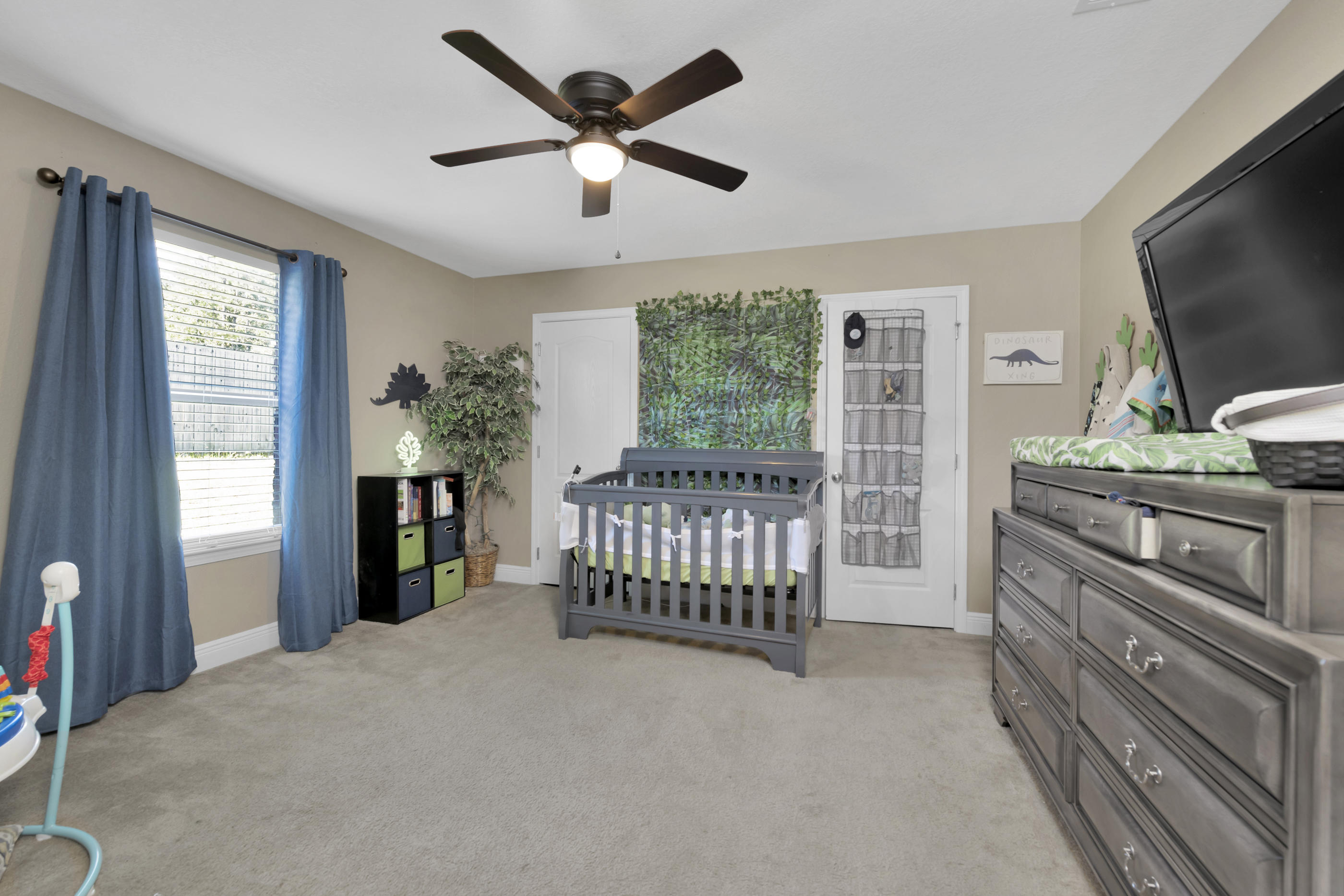 SILVER SPRINGS EST - Residential