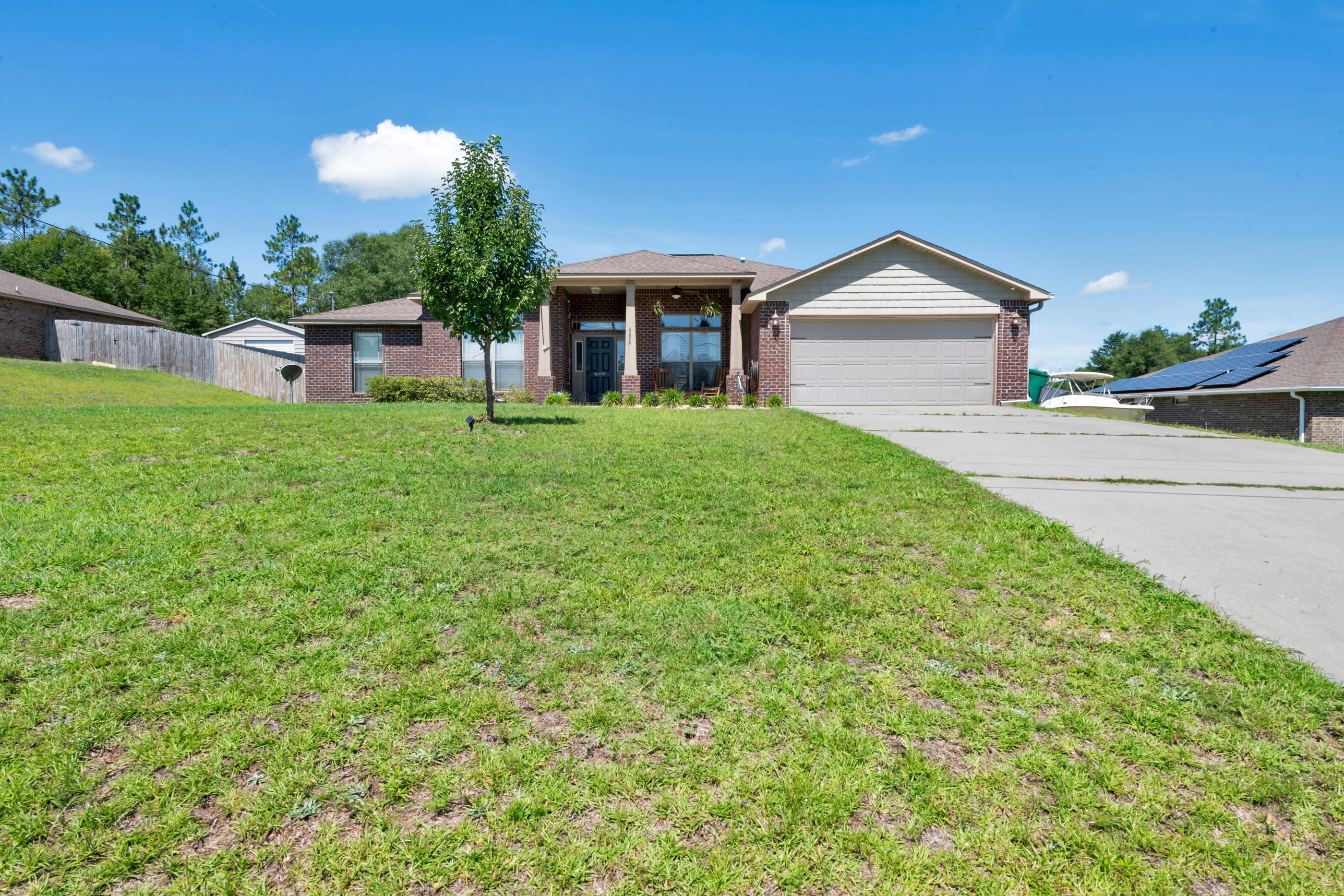 SILVER SPRINGS EST - Residential