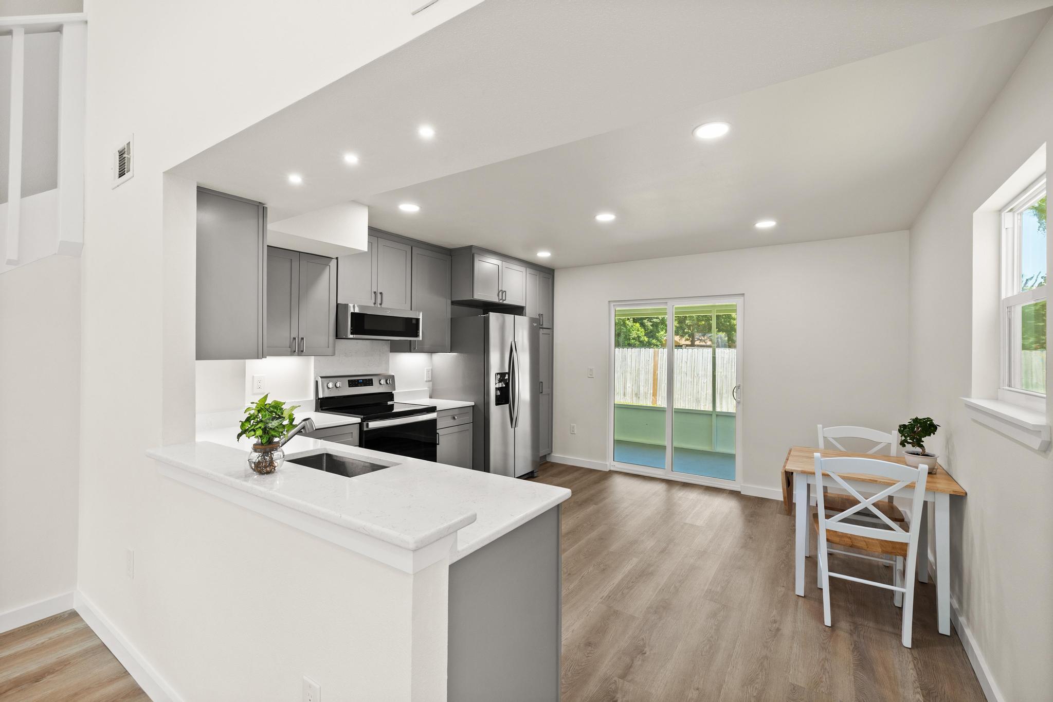 CANTERBURY WOODS 1ST ADDN - Residential