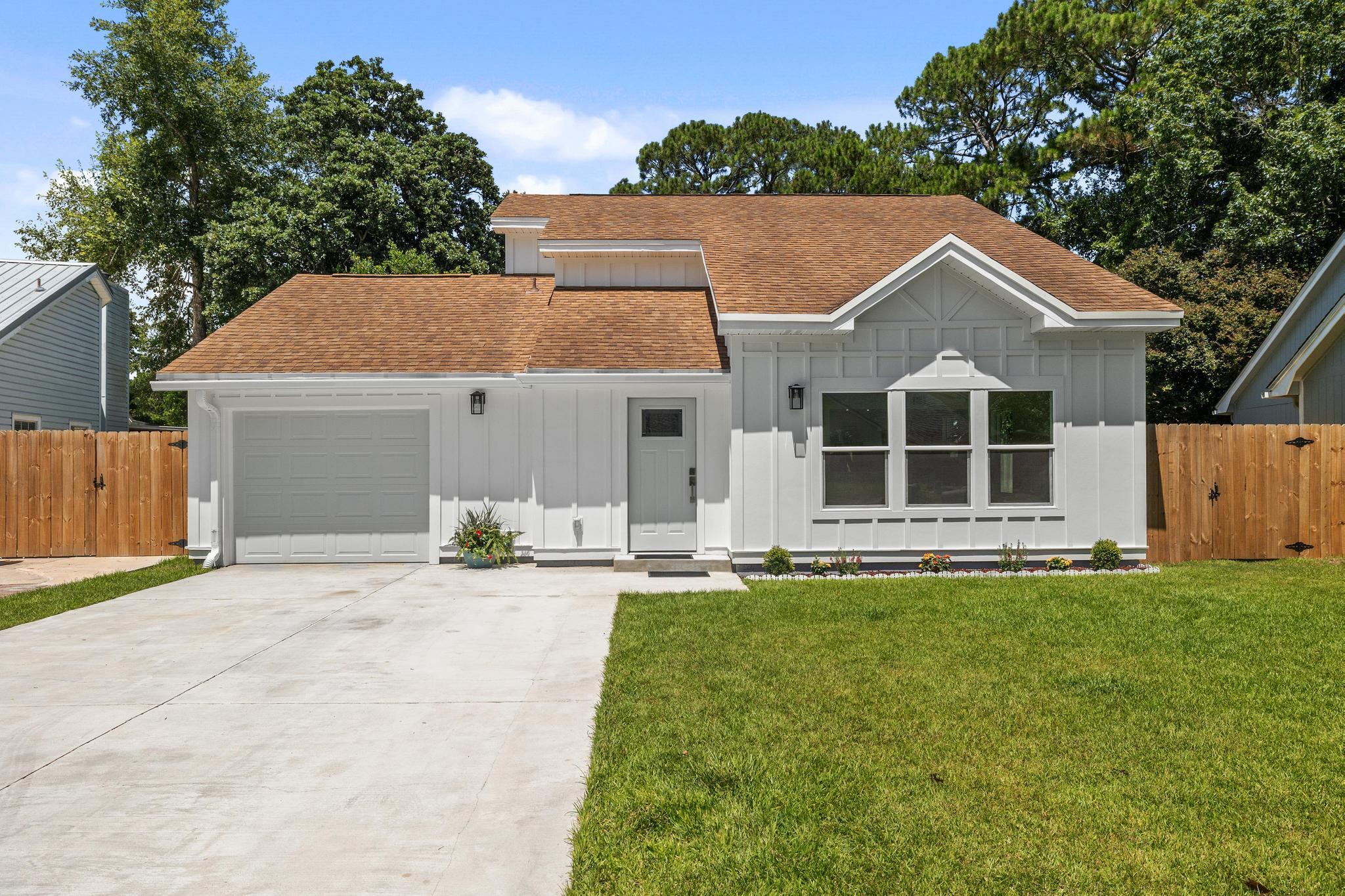 CANTERBURY WOODS 1ST ADDN - Residential