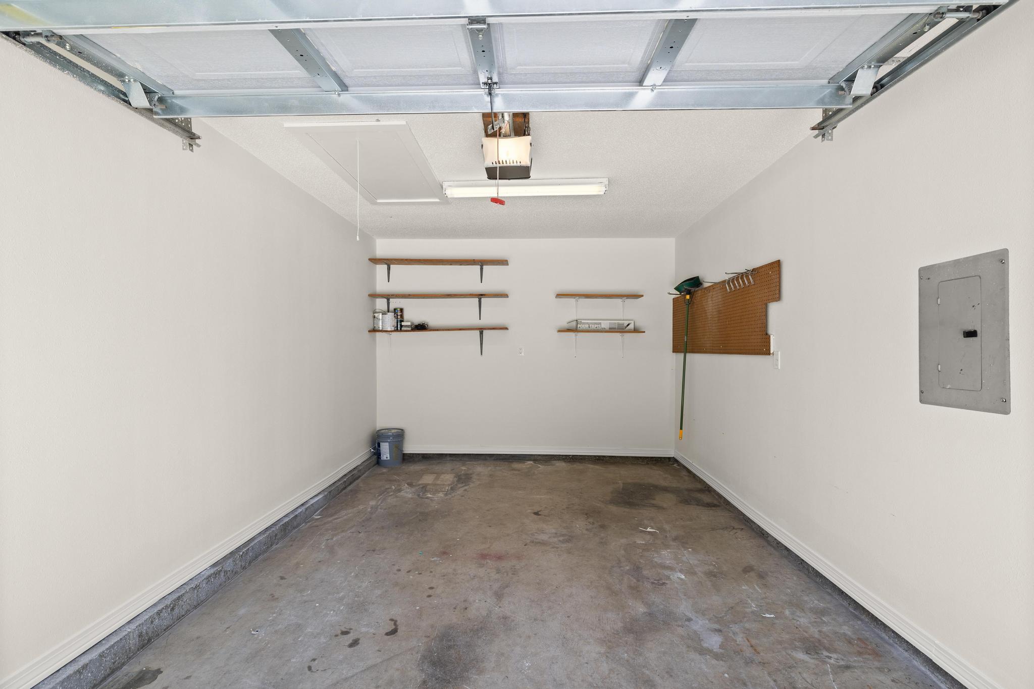 CANTERBURY WOODS 1ST ADDN - Residential