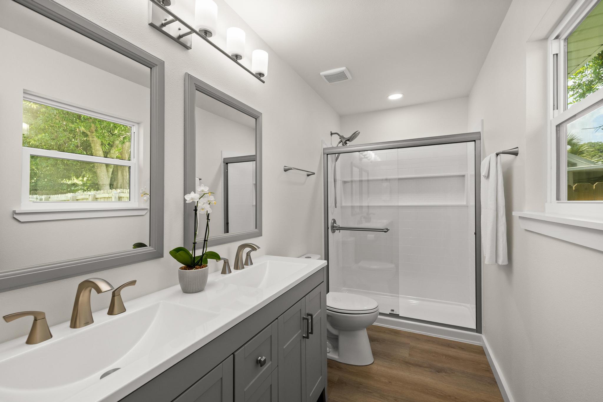 CANTERBURY WOODS 1ST ADDN - Residential