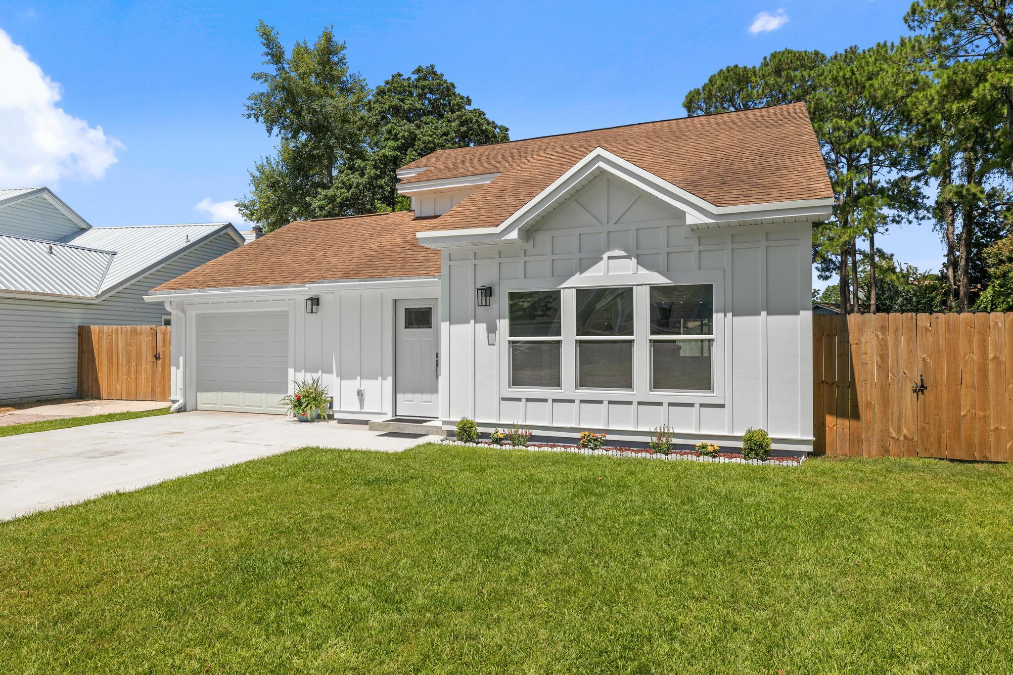 CANTERBURY WOODS 1ST ADDN - Residential