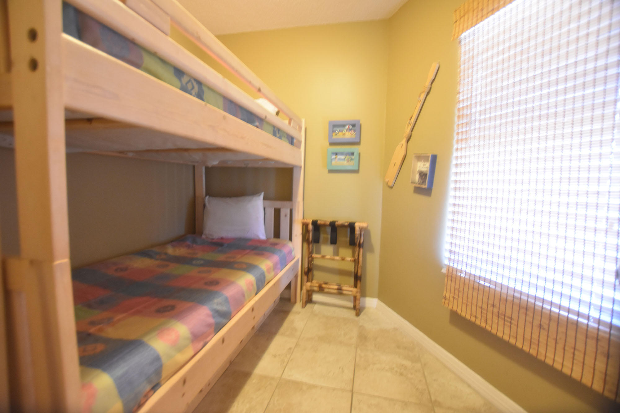 MARAVILLA CONDO 3 - Residential