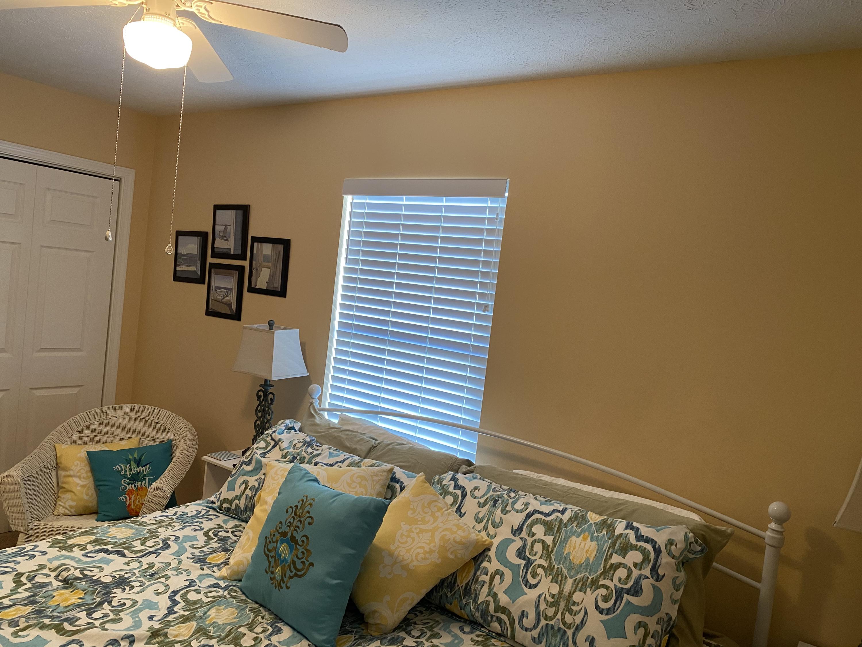 RIVIERA BEACH - Residential