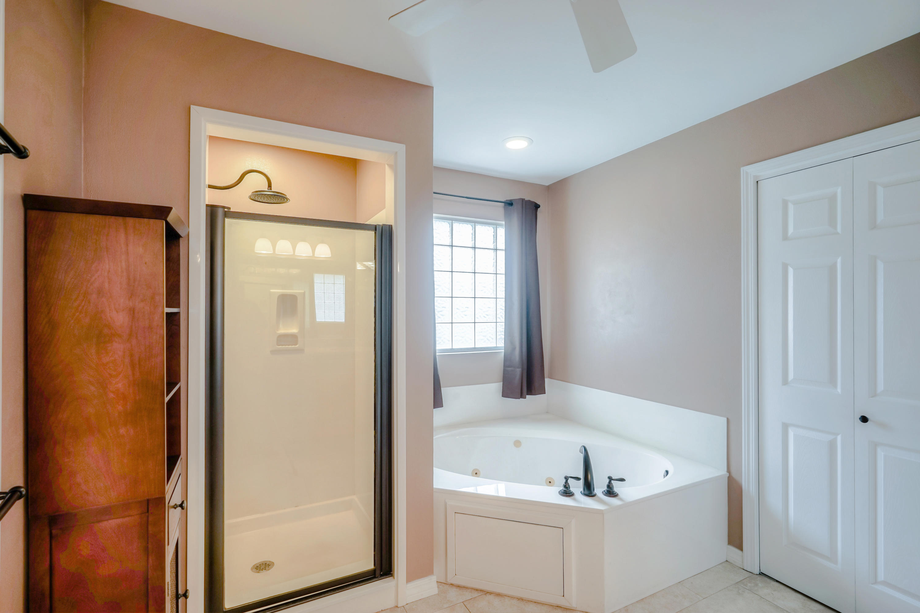 ROCKY BAYOU ESTATES 12A - Residential