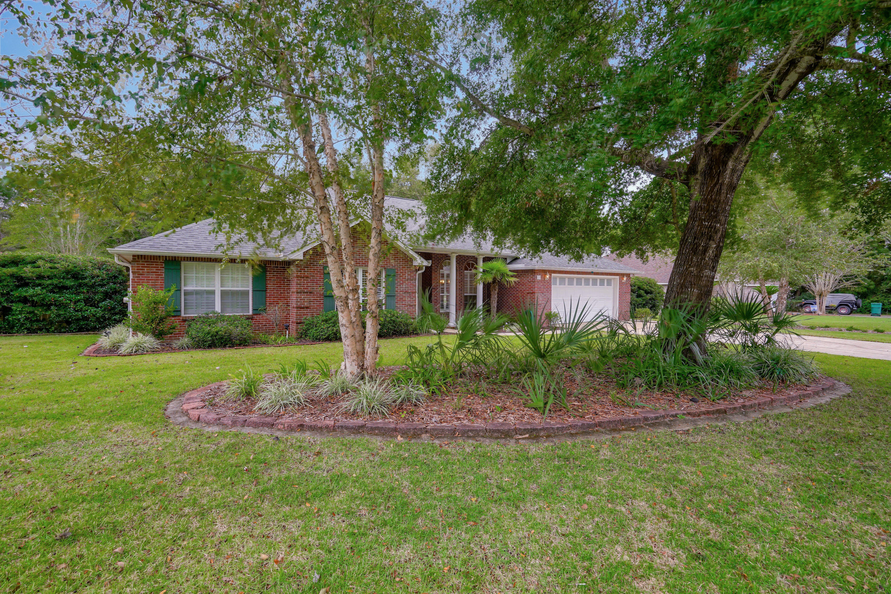 ROCKY BAYOU ESTATES 12A - Residential