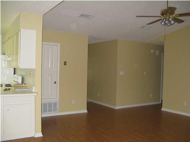 VALPARAISO PINECREST - Residential Lease