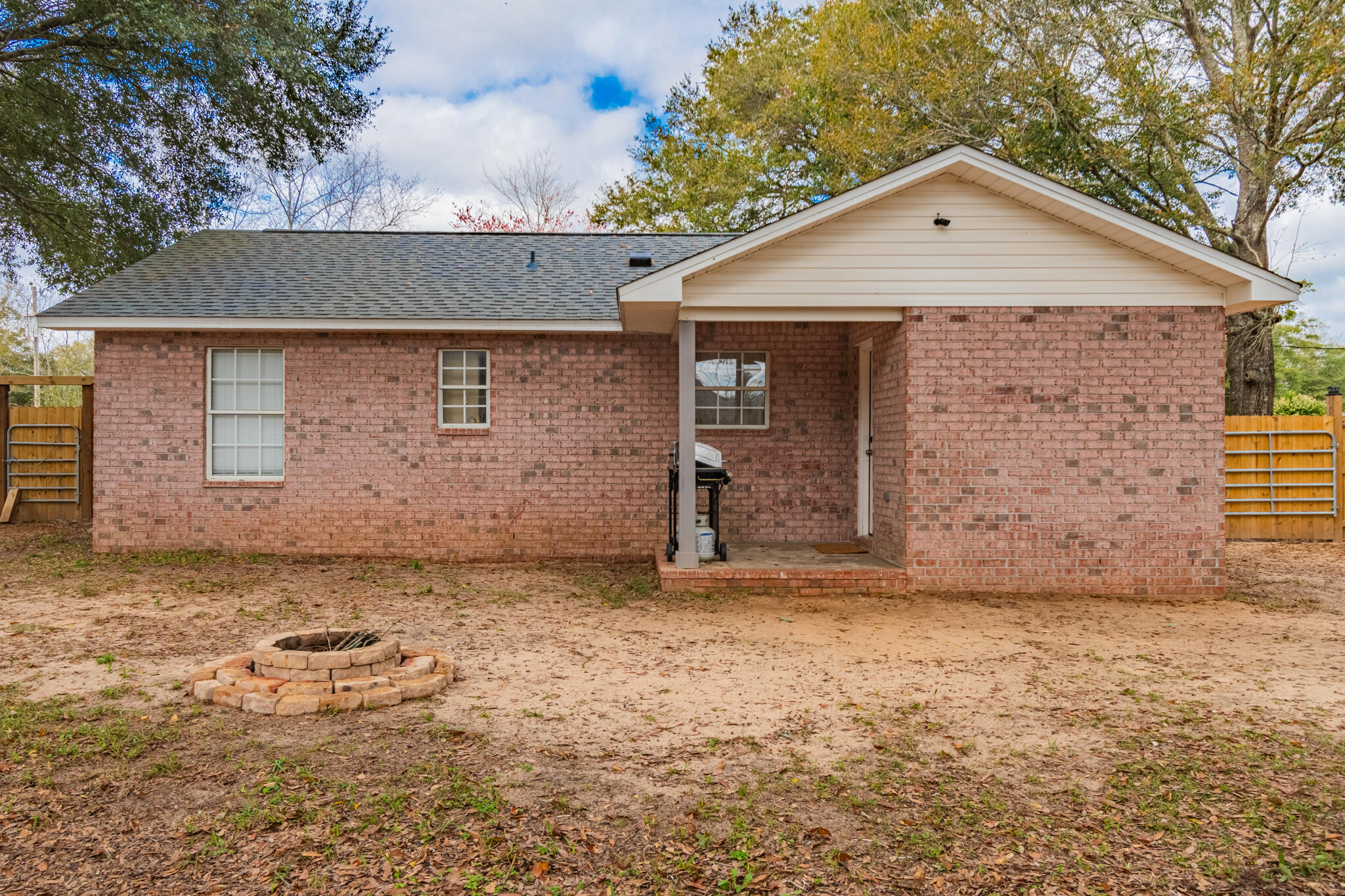 Santa Villa 5 - Residential