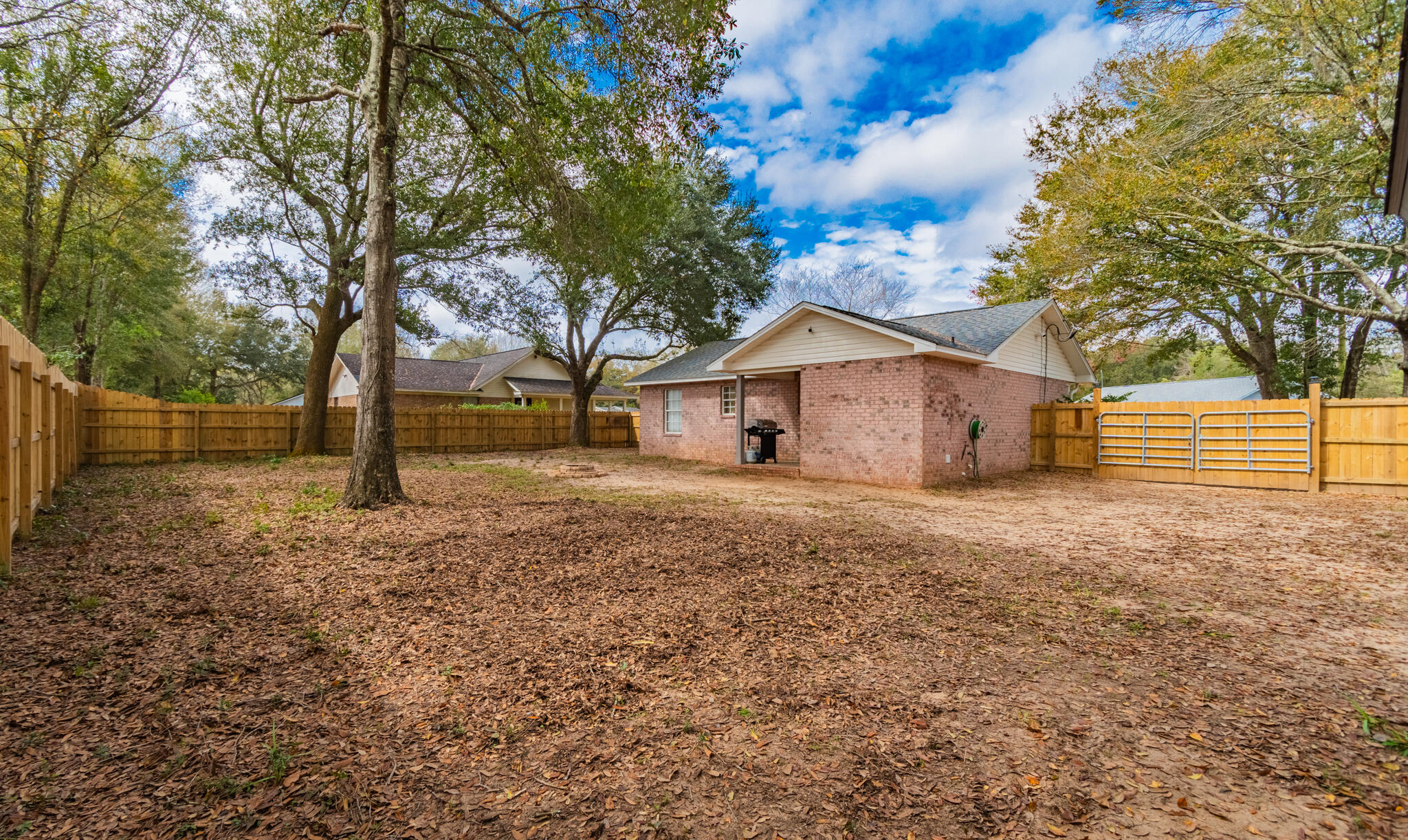 Santa Villa 5 - Residential