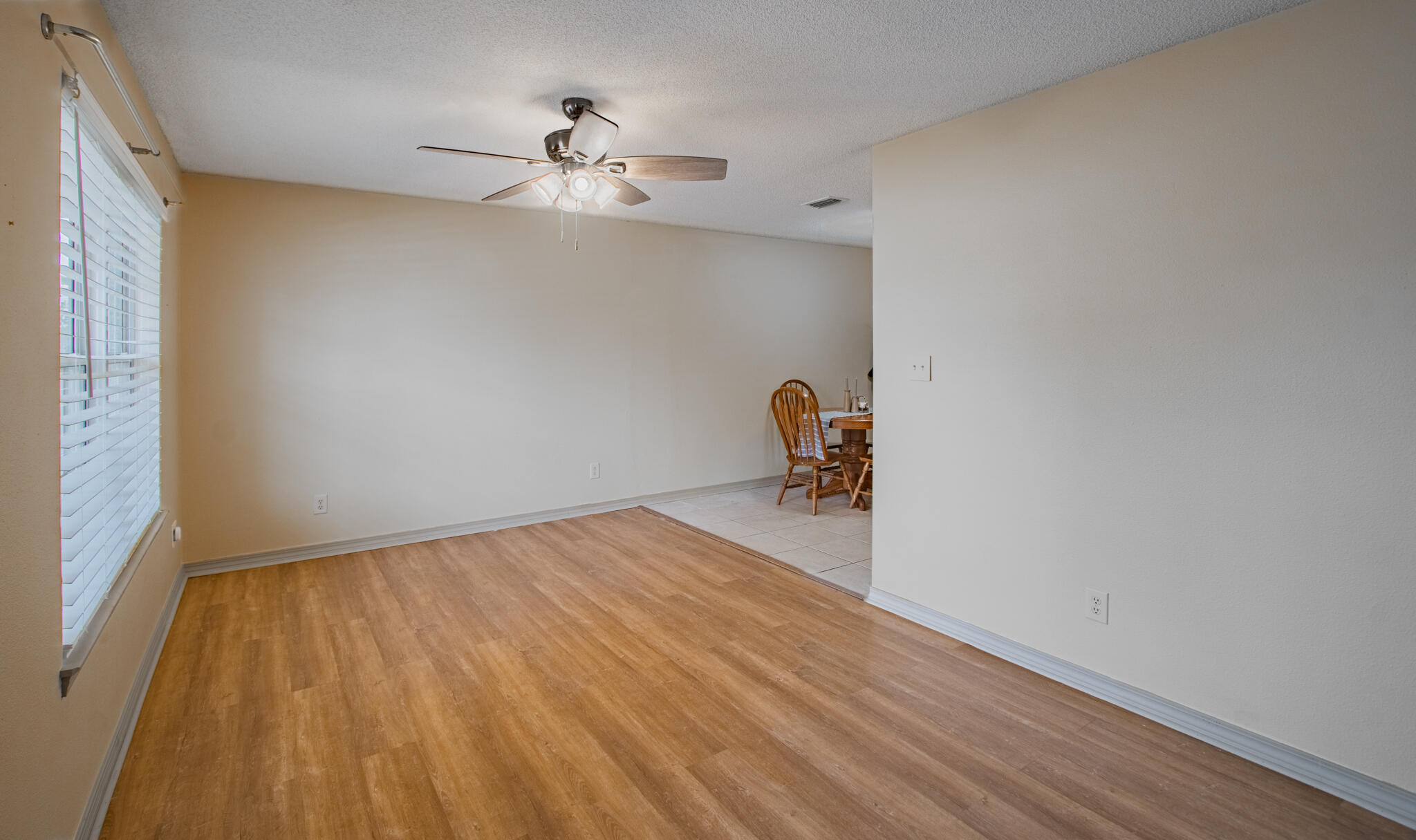 Santa Villa 5 - Residential