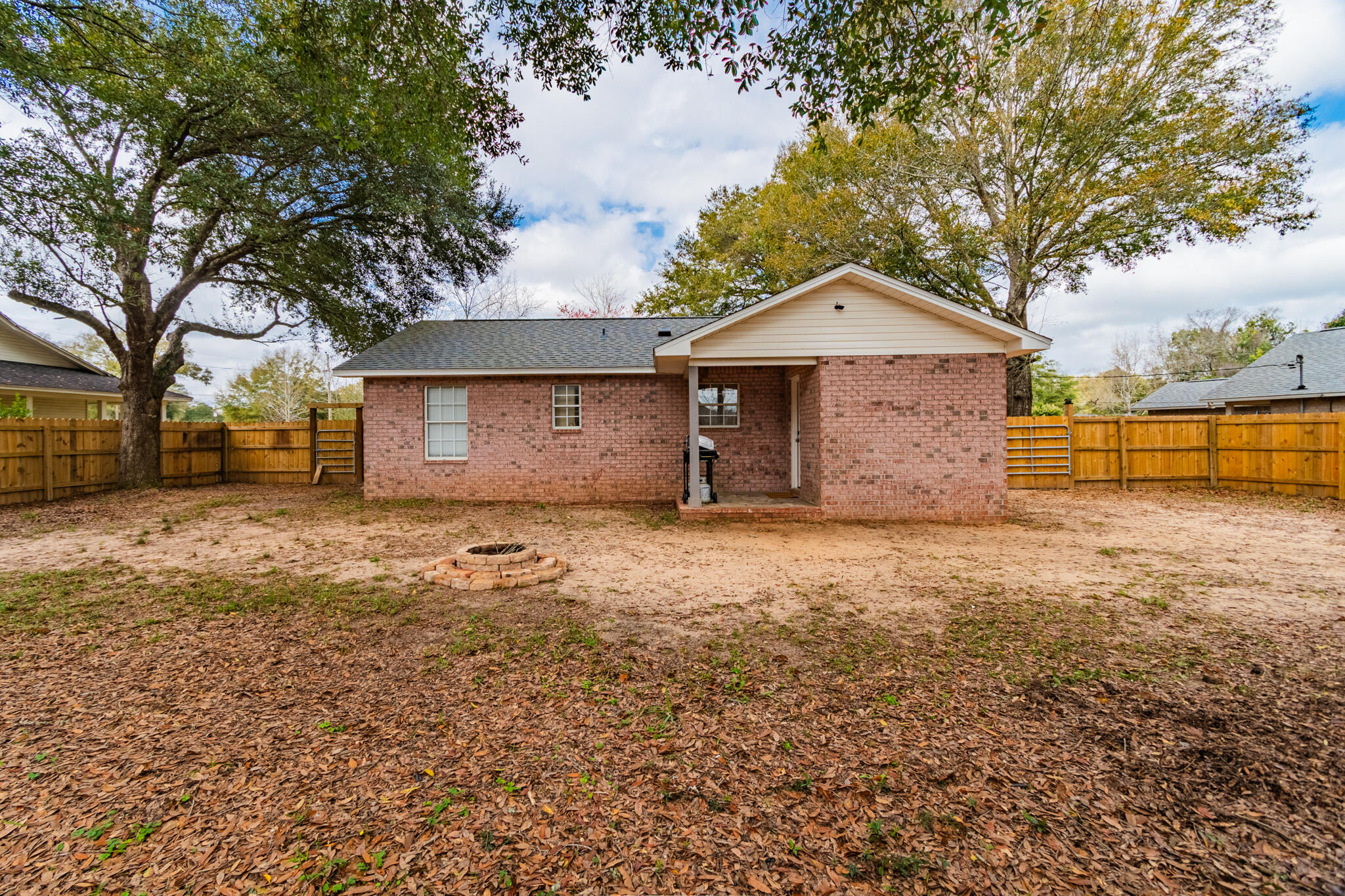 Santa Villa 5 - Residential