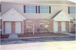 Investor's dream! Fantastic townhome with new carpet. Ceramic tile, WW carpeting, this unit is in very good shape and would make a great rental.