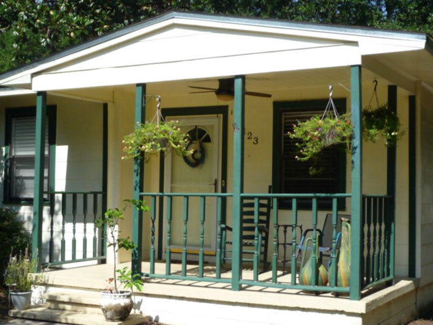 Ready to go!! Convenient/comfortable 3 bedroom/2 full bath Florida Cottage in central Niceville. Real close to Eglin AFB, the area's major employer. $15,000+ in upgrades in last 12 months: new flooring in master bedroom, both baths redone, lighting, ceiling fans, outlets, interior paint, window treatments and brand new HVAC (15 SEER/variable speed). Hall bath features jacuzzi tub with light therapy. Original hardwood flooring in living area and hallway. Screened in porch. Separate laundry room. Large driveway for recreational vehicle. Fenced yard for pets. Lawn pump. Workshop in rear with power. Termite bond in effect. Good size lot that backs up to the Eglin Golf Course. Quiet neighborhood. A very well maintained property. Smart buy for owner/occupant or investor. Take a look today