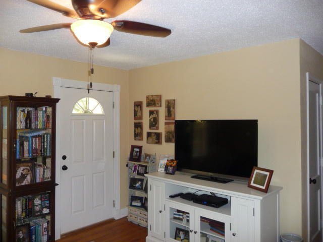 MEIGS S/D NICEVILLE LOT 14 BLK 1 - Residential