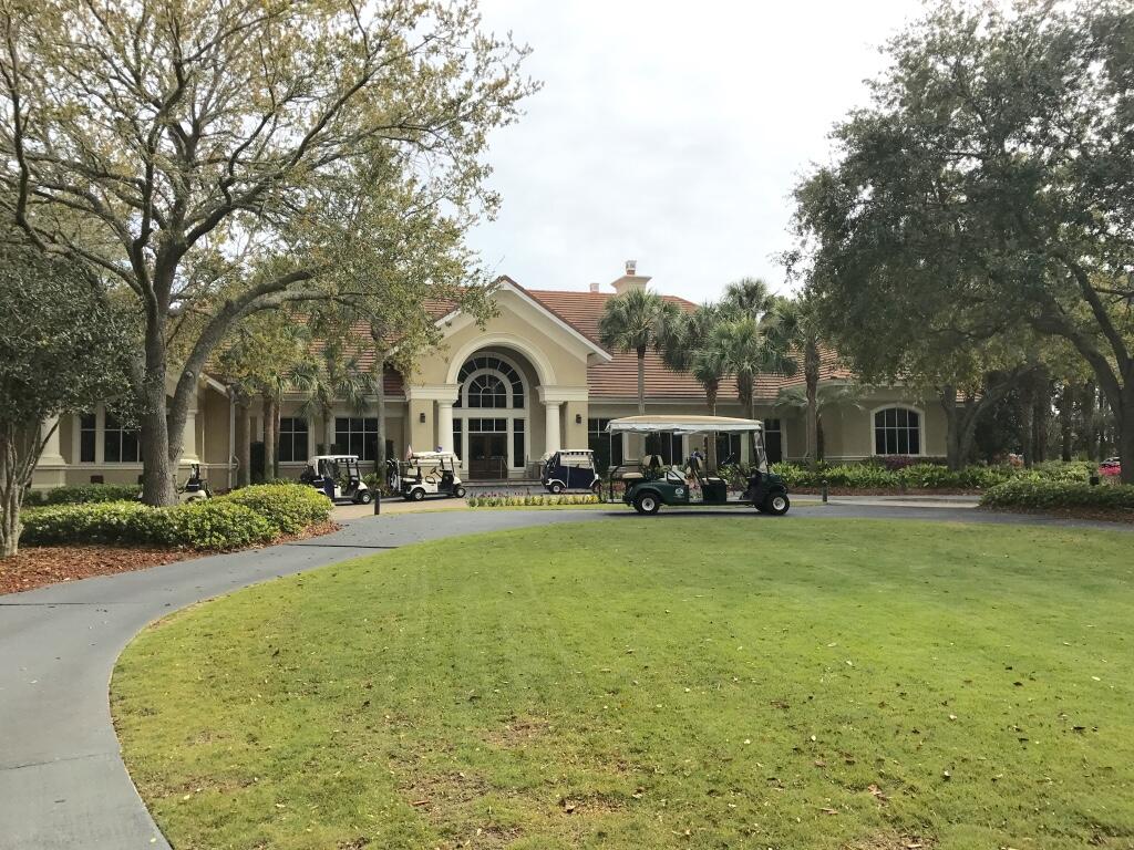 REGATTA BAY GOLF VILLAS - Residential