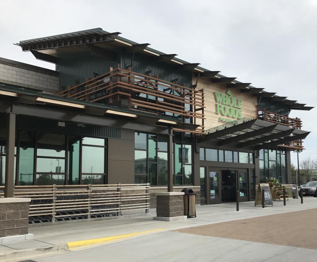 REGATTA BAY GOLF VILLAS - Residential