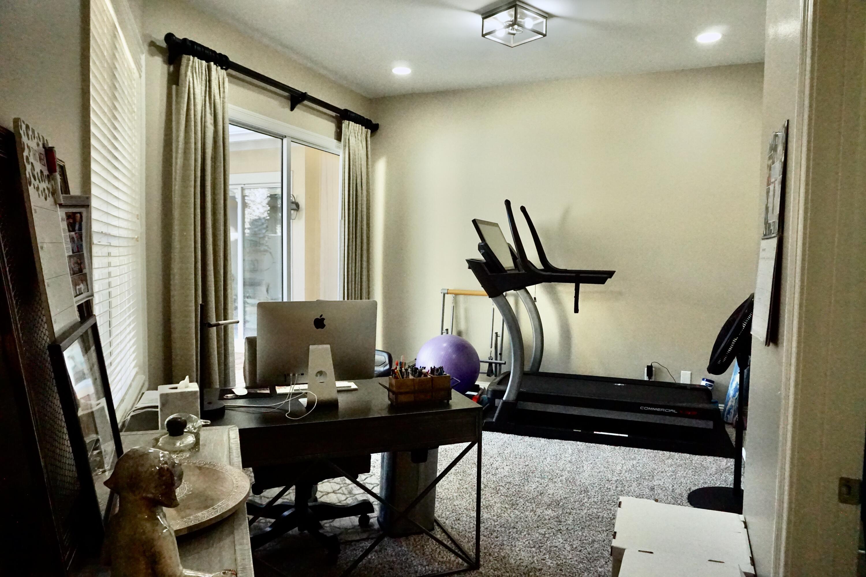 REGATTA BAY GOLF VILLAS - Residential