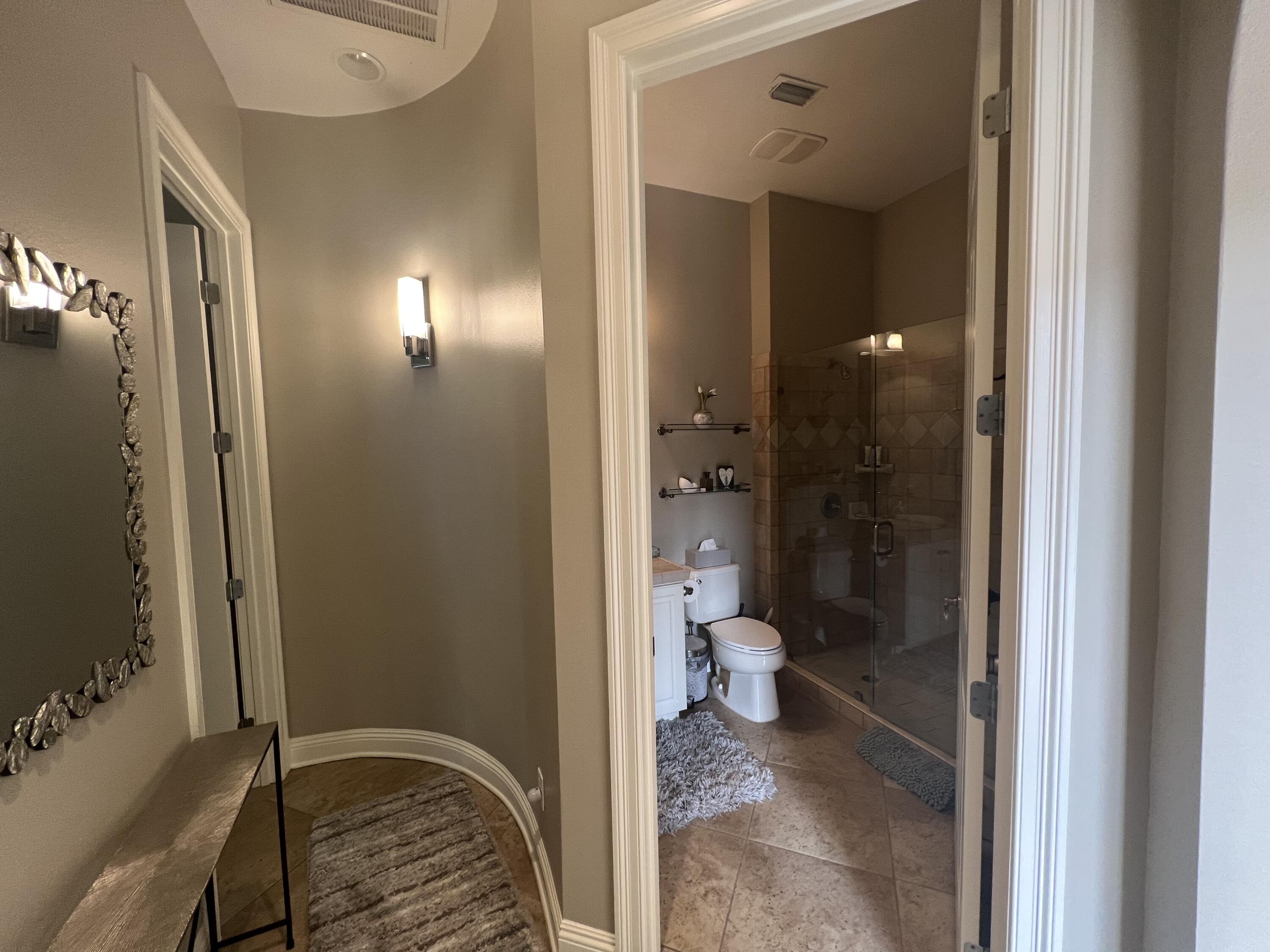 REGATTA BAY GOLF VILLAS - Residential