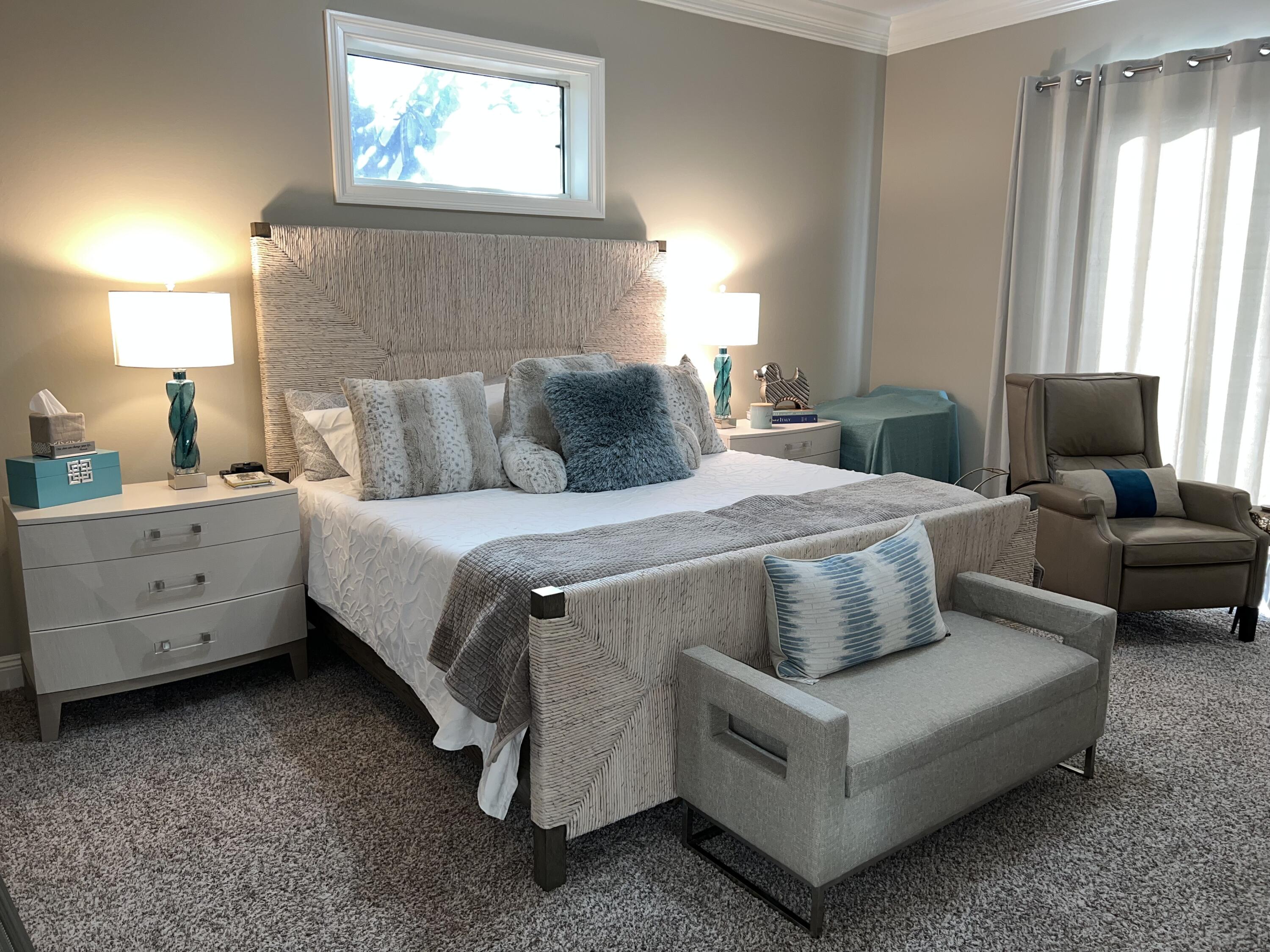 REGATTA BAY GOLF VILLAS - Residential