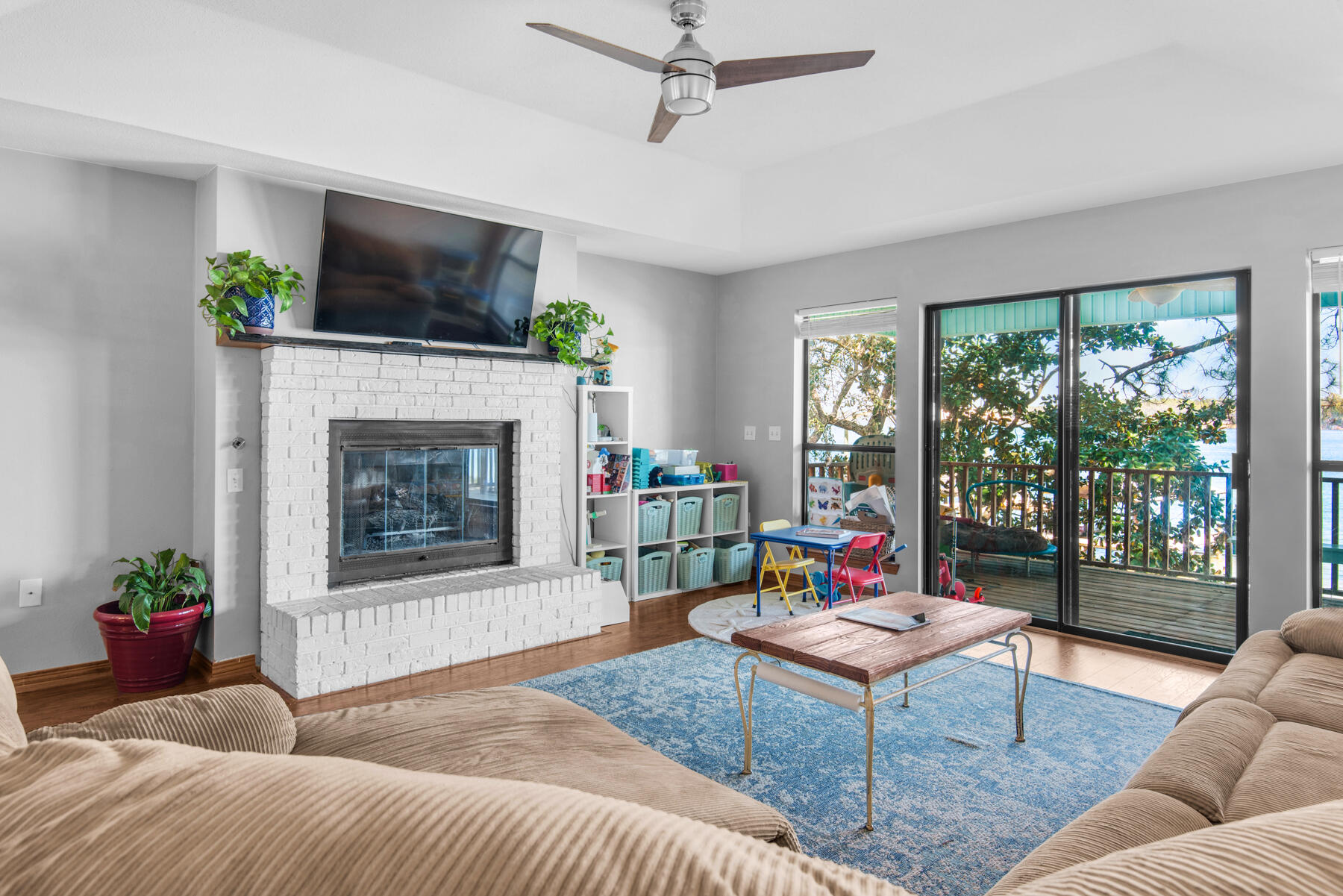 MOONEYS NORTH S/D - Residential