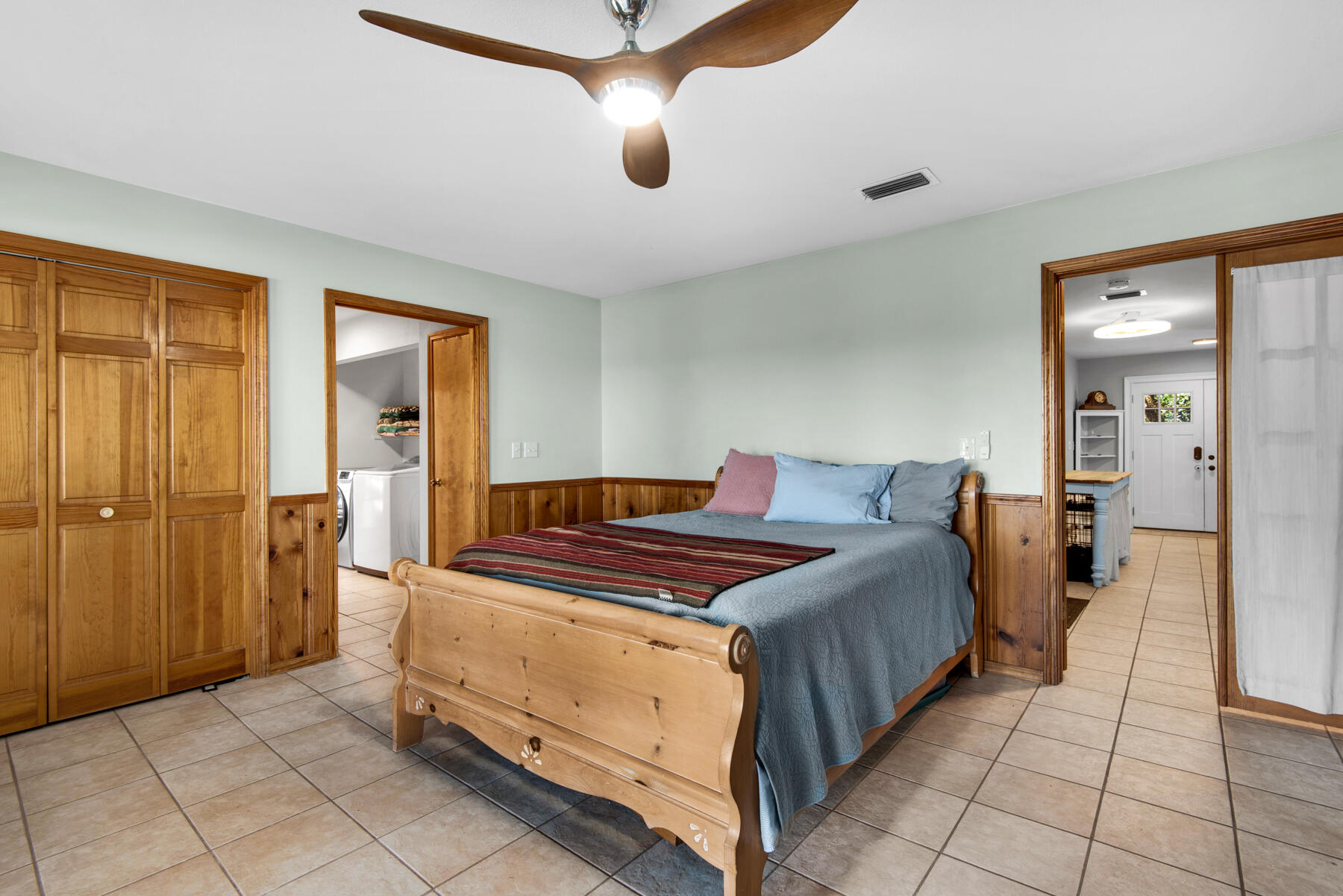 MOONEYS NORTH S/D - Residential