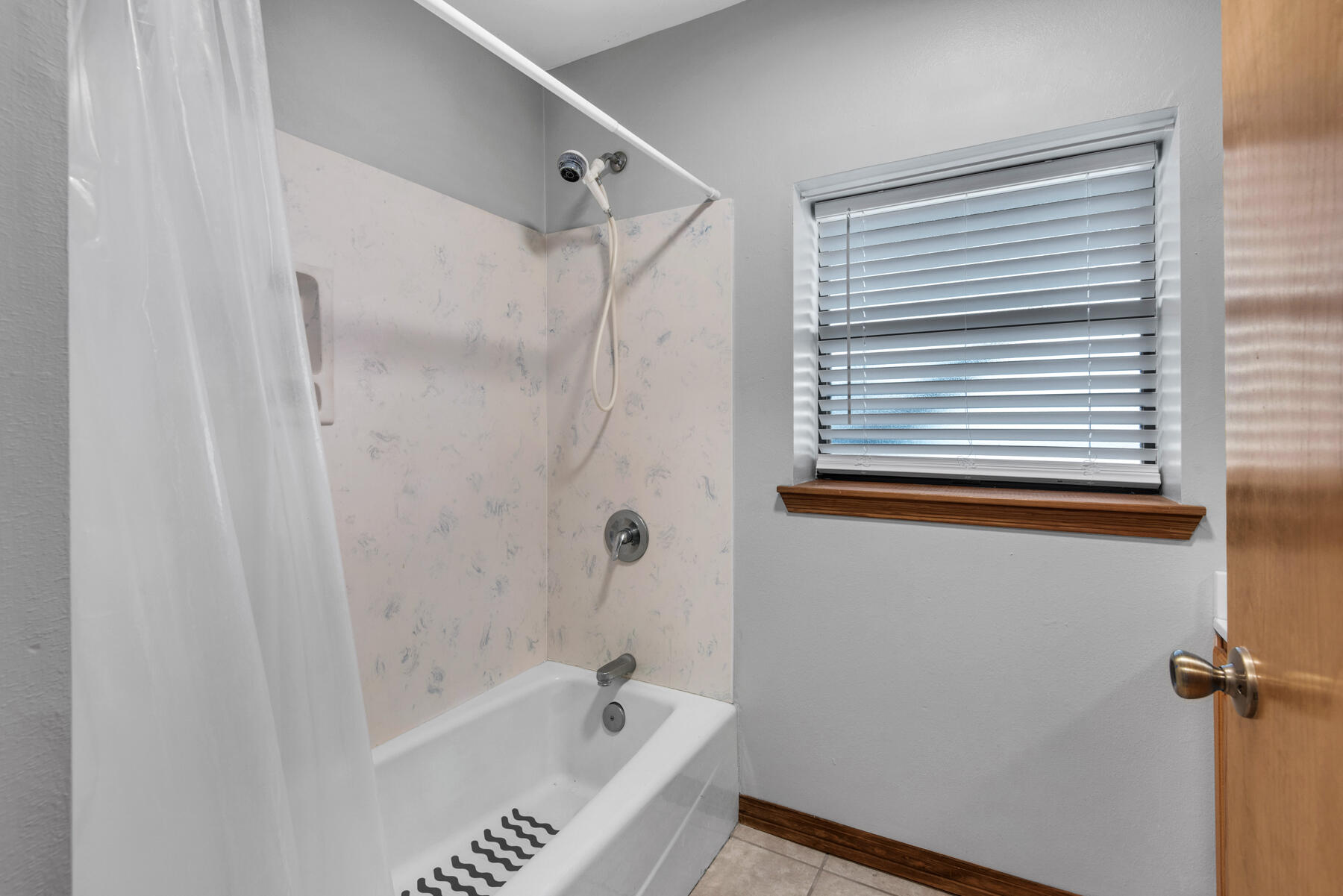 MOONEYS NORTH S/D - Residential