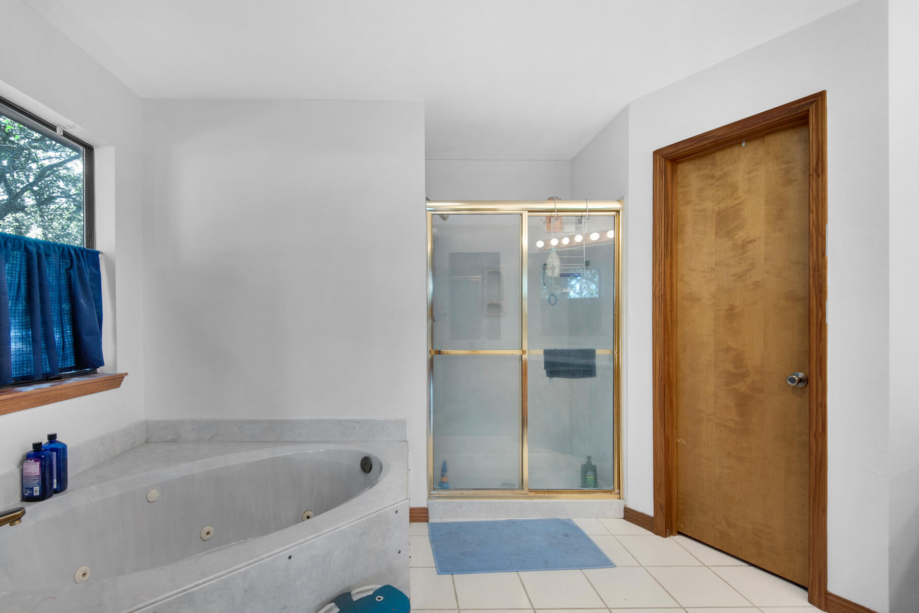 MOONEYS NORTH S/D - Residential