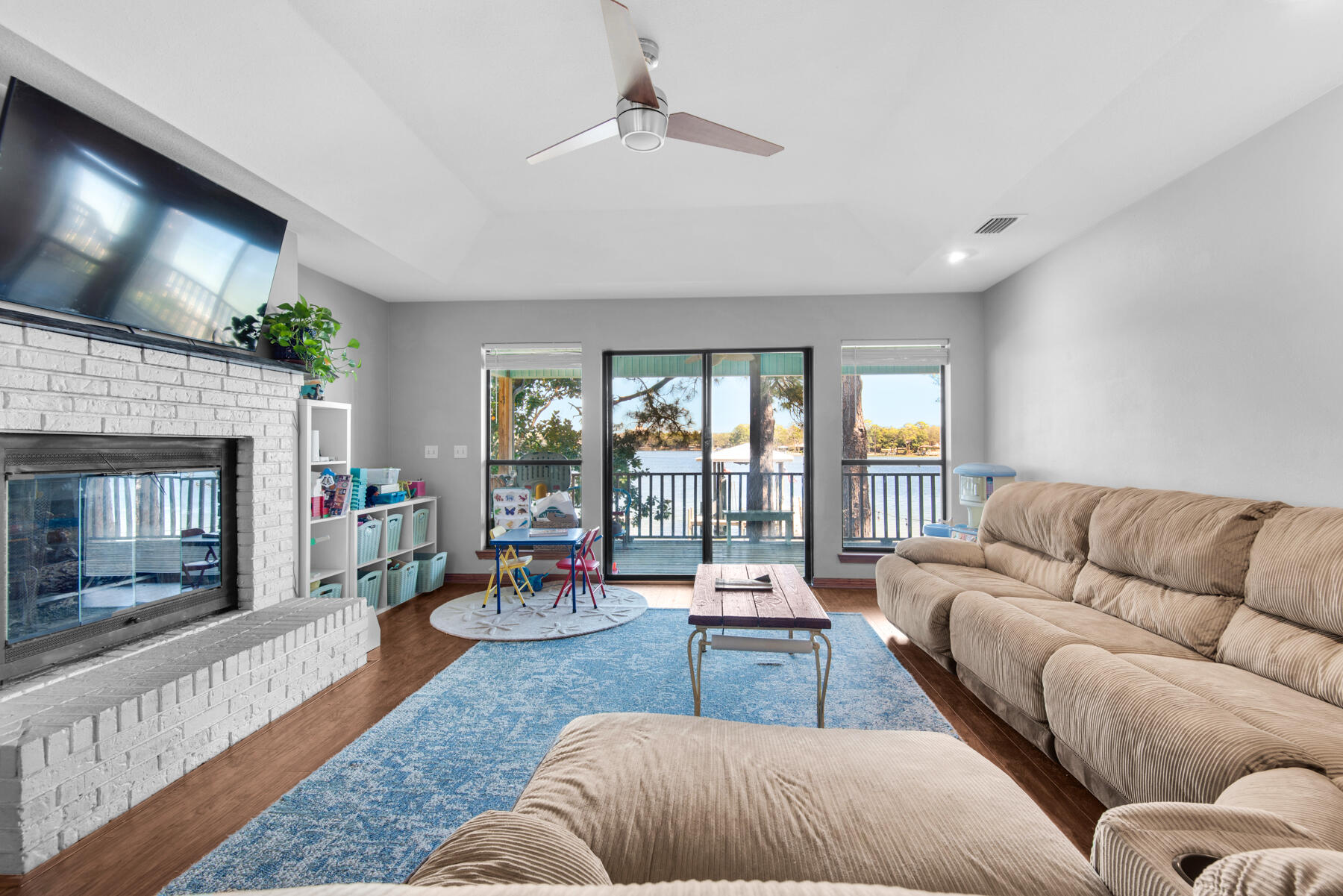 MOONEYS NORTH S/D - Residential